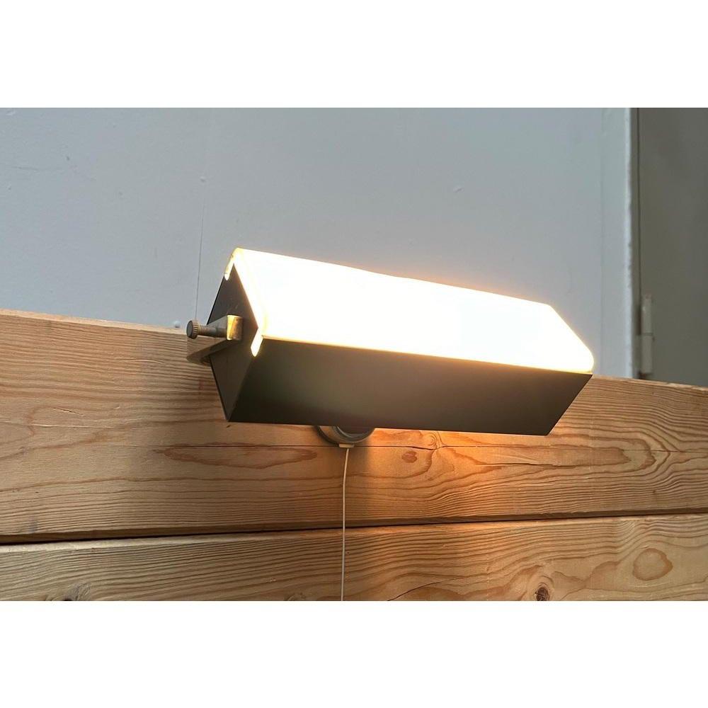 Set of 2 Mid-Century Space Age German Minimalist Clamp Wall, Bed Lamps, 1960s For Sale 1