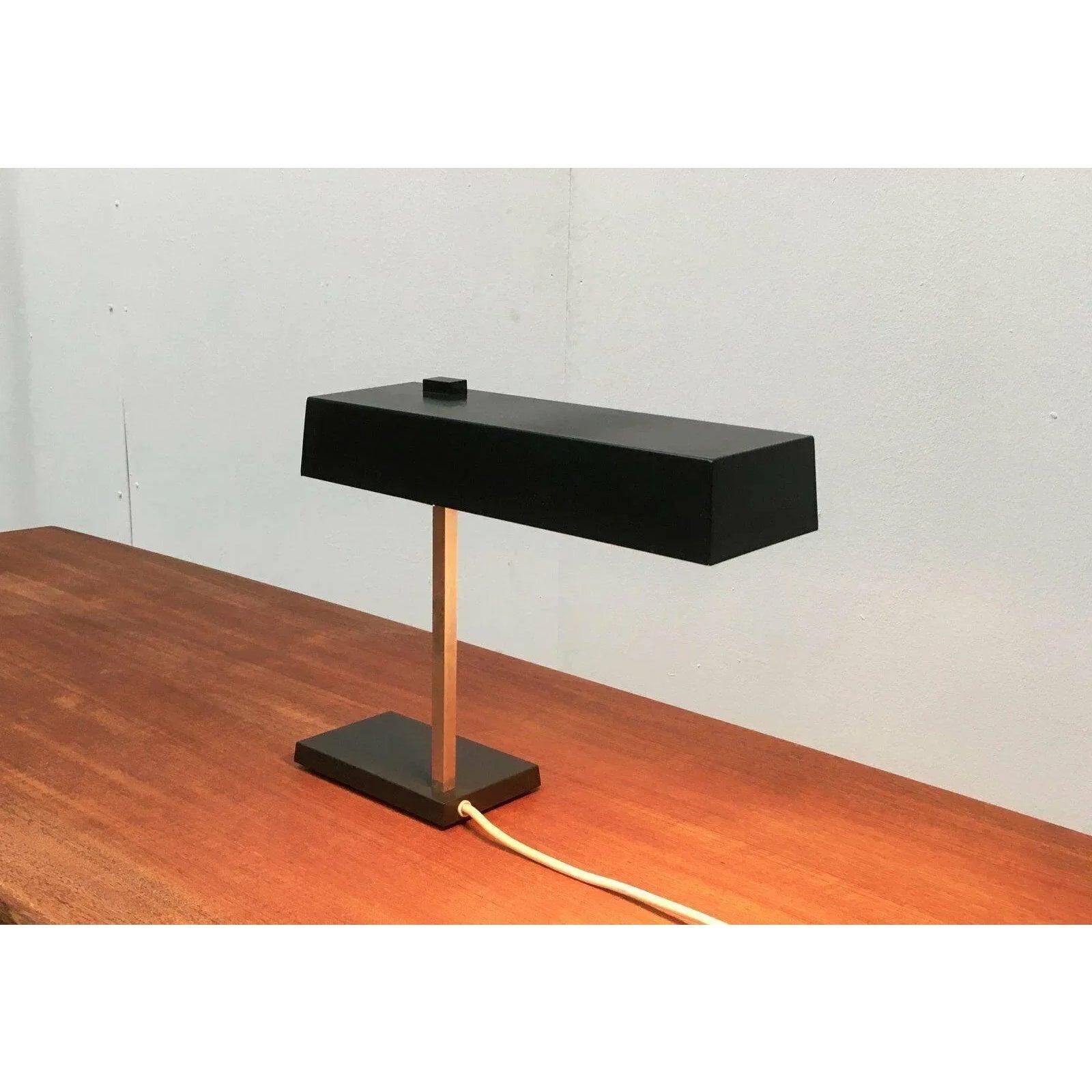 Juego de 2 Lámparas de Mesa Minimalistas Alemanas de la Era Espacial de Mediados de Siglo, Años 60 en venta 3