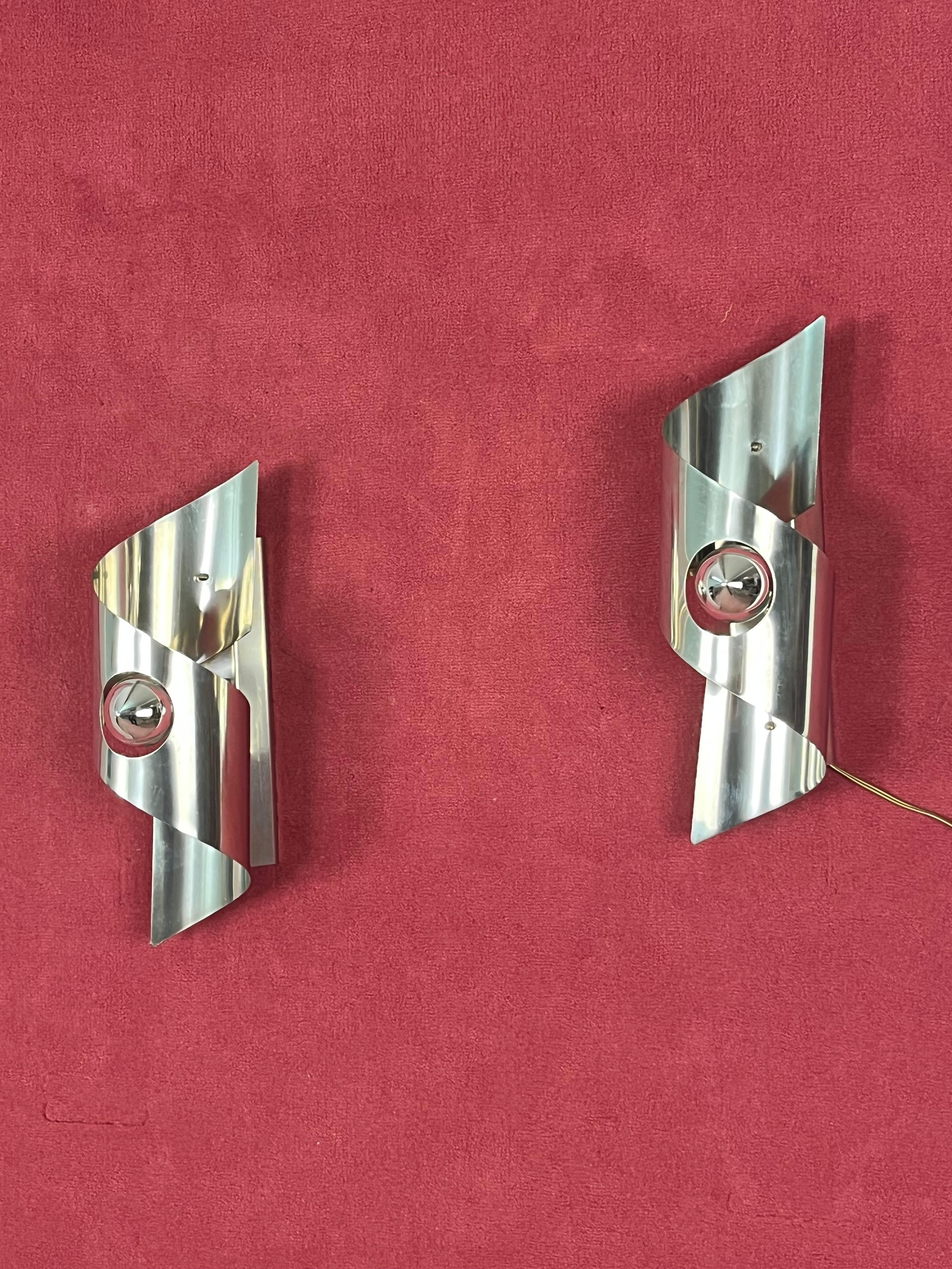 Set of 2 Mid-century Steel Wall Lamps, 1960s In Good Condition For Sale In Palermo, IT
