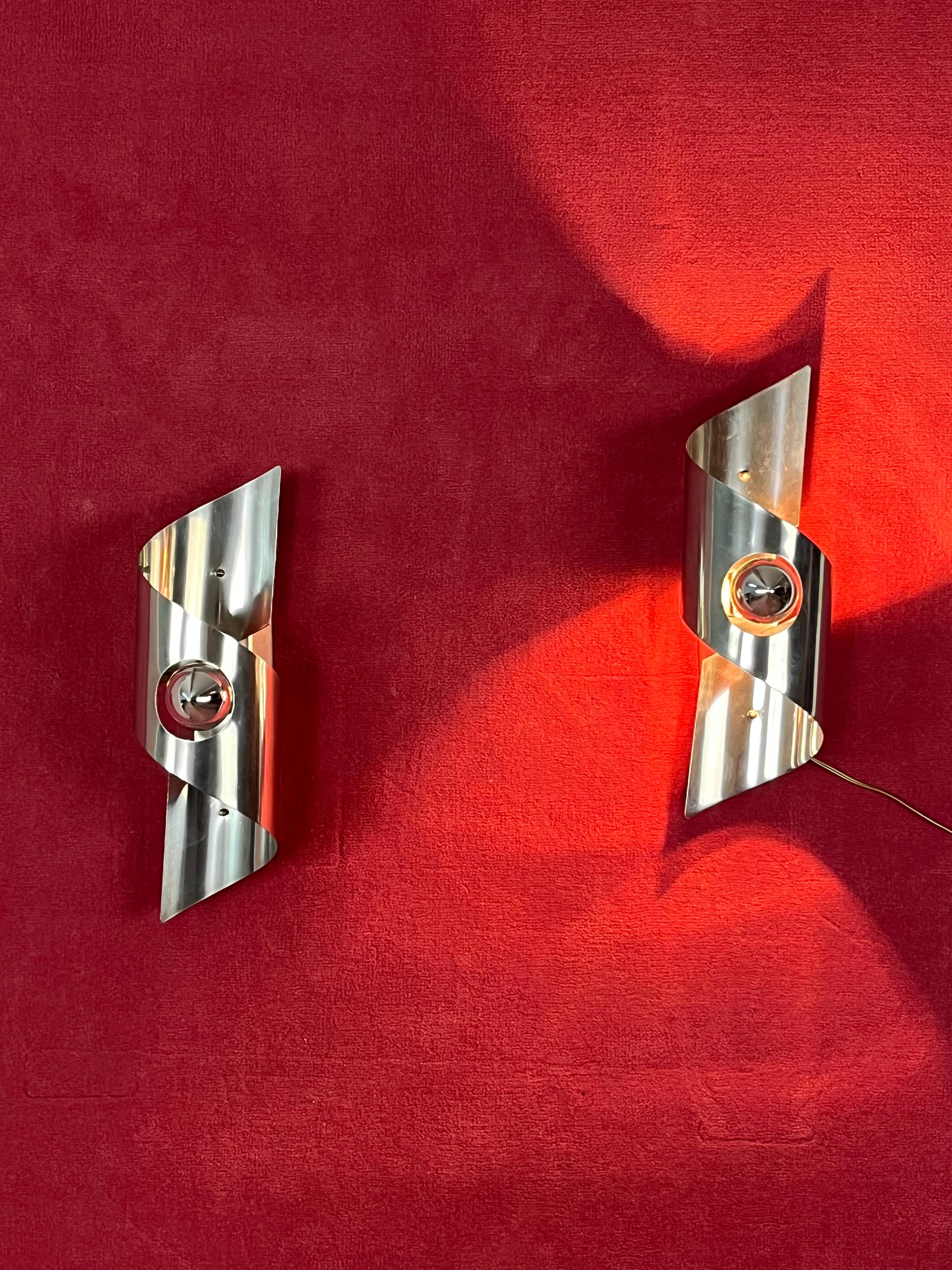 Set of 2 Mid-century Steel Wall Lamps, 1960s For Sale 1