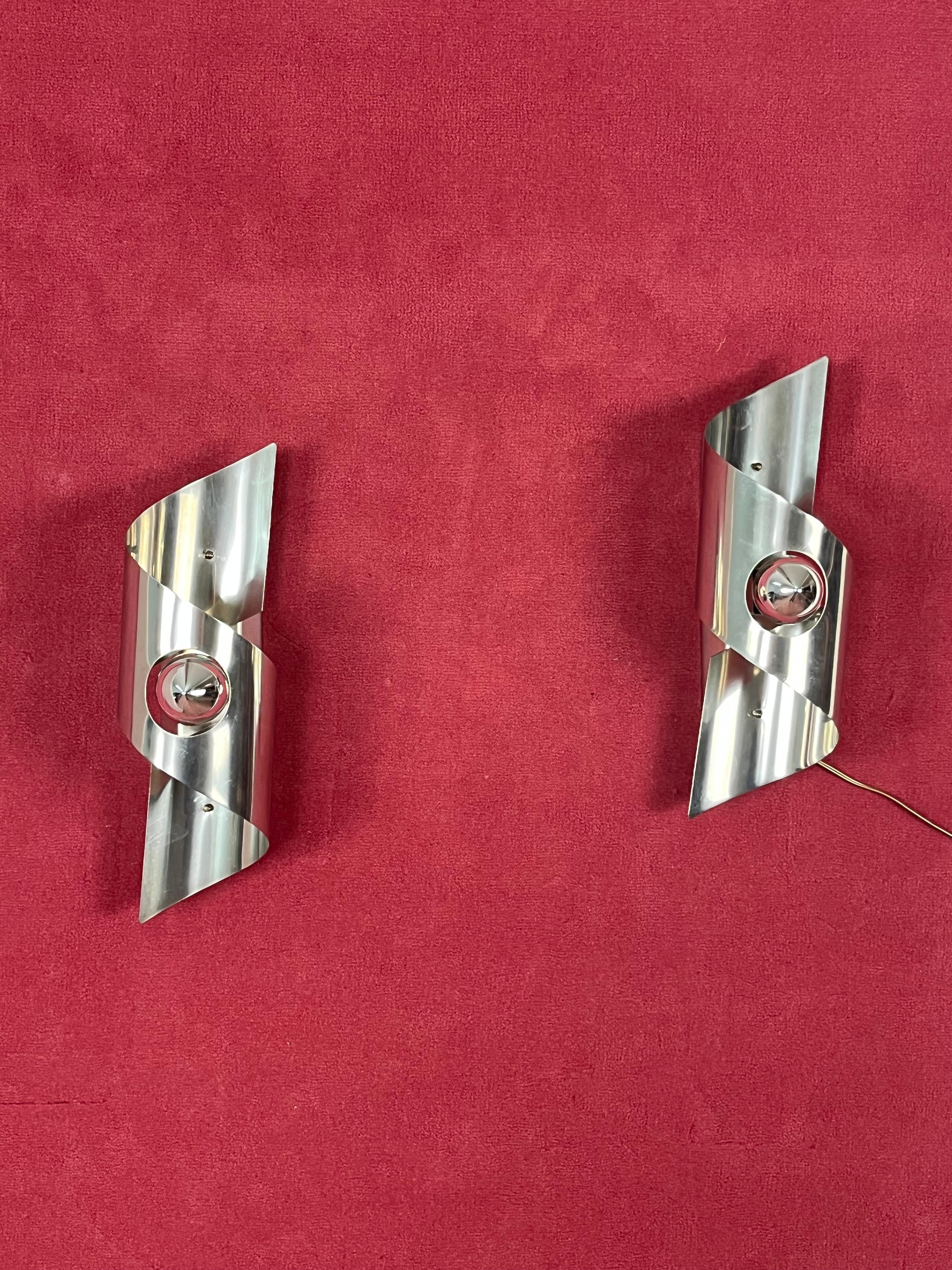 Set of 2 Mid-century Steel Wall Lamps, 1960s For Sale 4