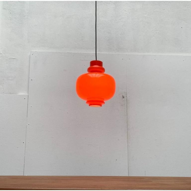 Set di 2 ciondoli svedesi di metà secolo a forma di luce a giorno di Hans-Agne, anni '70 in vendita 5