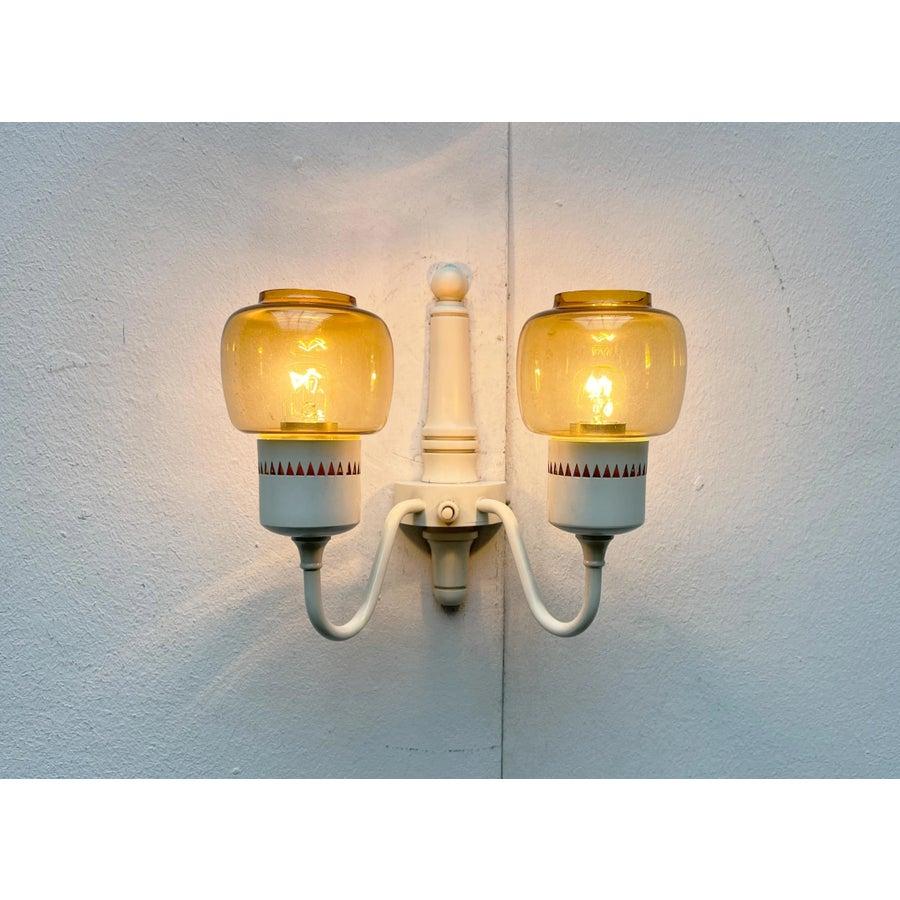 XX secolo Set di 2 lampade da parete T526 svedesi di metà secolo di Hans-Agne Jakobsson, anni '60 in vendita
