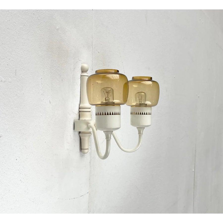 Set di 2 lampade da parete T526 svedesi di metà secolo di Hans-Agne Jakobsson, anni '60 in vendita 1