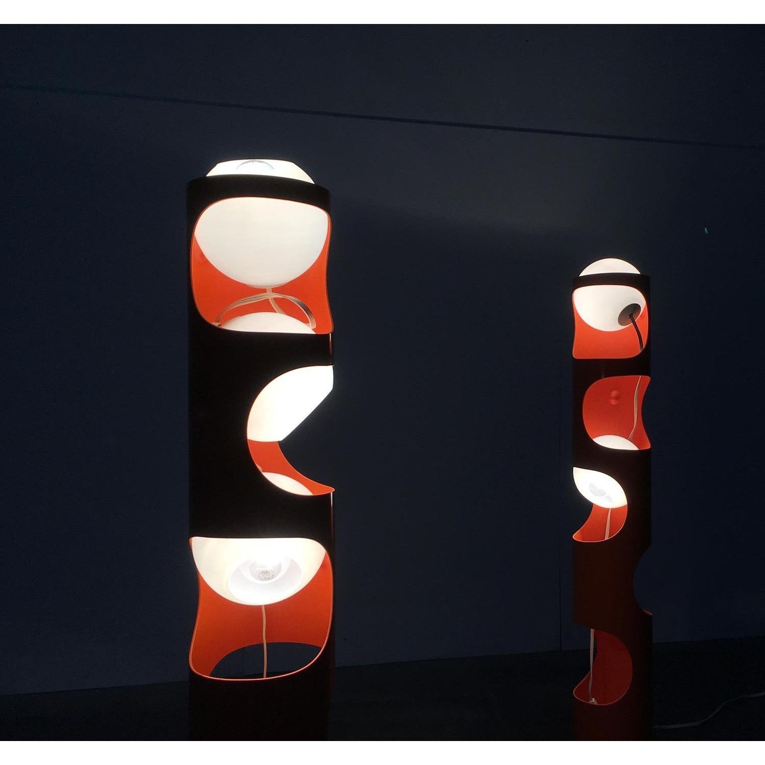 20ième siècle Ensemble de 2 lampadaires Guggerli L3 de l'Ère spatiale suisse du milieu du siècle dernier pour Baltensweiler en vente