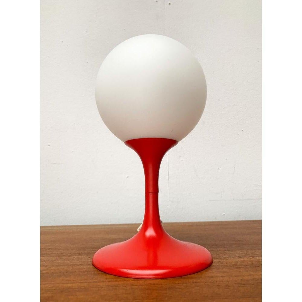 Suisse Lot de 2 lampes de table de l'ère spatiale suisse du milieu du siècle par E.R. Nele pour Temde, années 1960 en vente