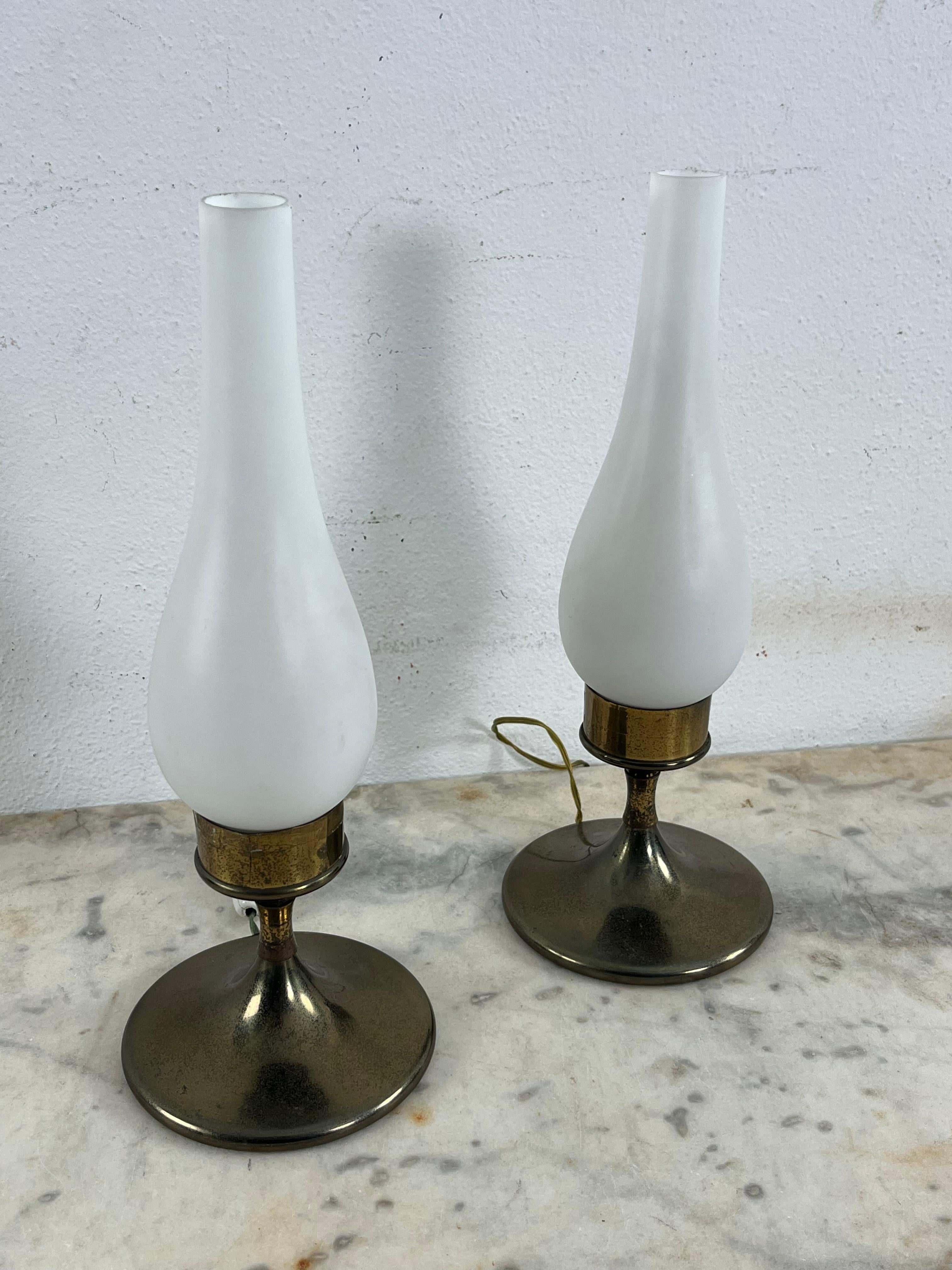 Ensemble de 2 lampes de table du milieu du siècle dernier attribuées à Stilnovo, années 1950 en vente 4