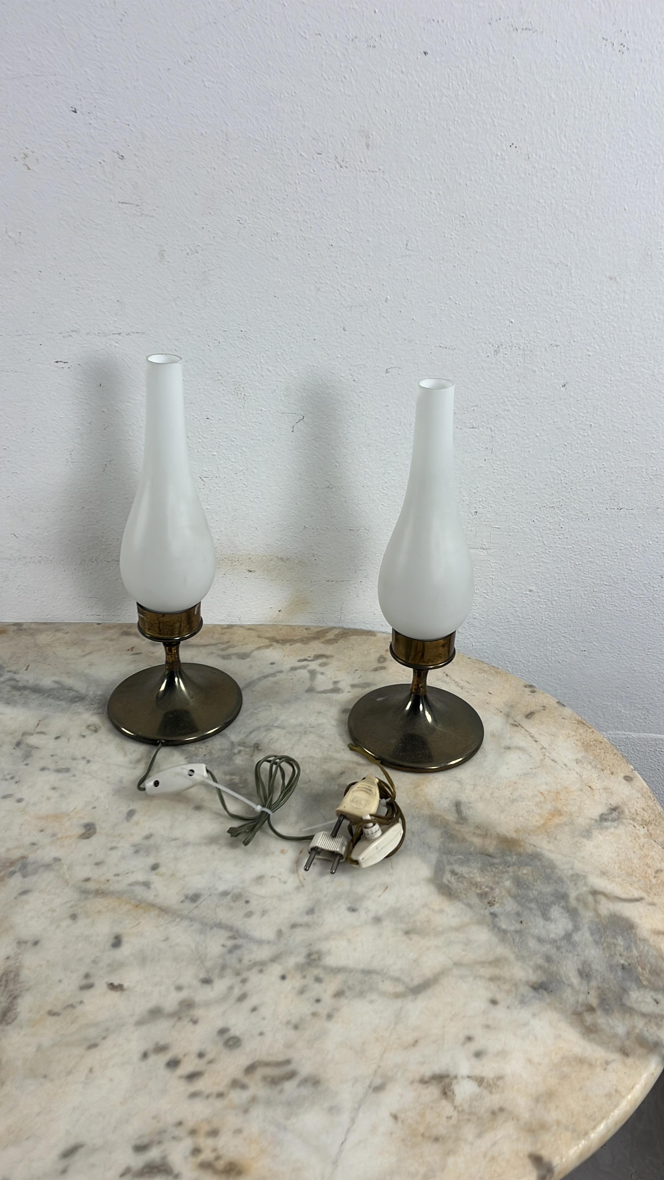 Ensemble de 2 lampes de table du milieu du siècle dernier attribuées à Stilnovo, années 1950 Bon état - En vente à Palermo, IT