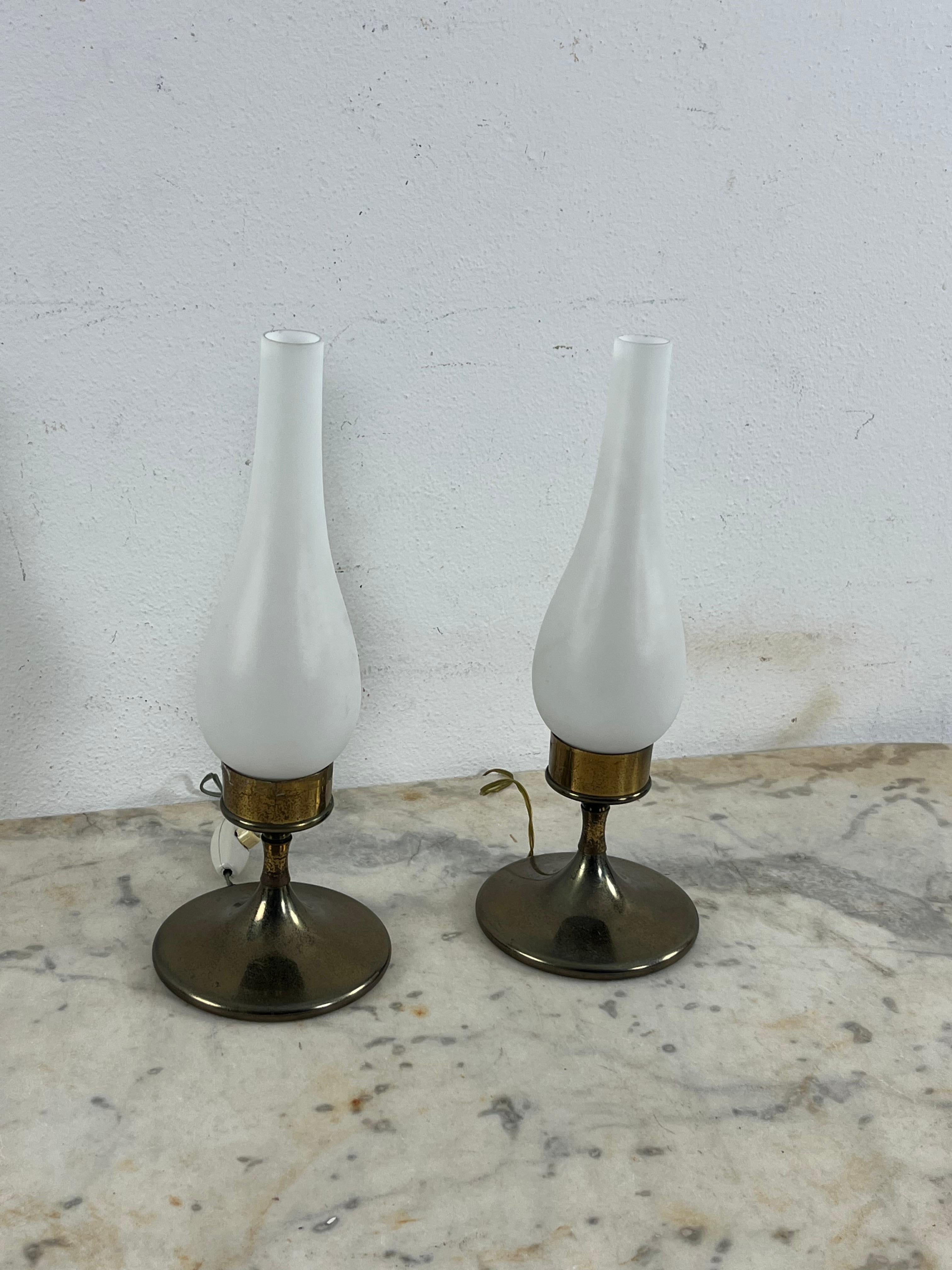 Ensemble de 2 lampes de table du milieu du siècle dernier attribuées à Stilnovo, années 1950 en vente 2
