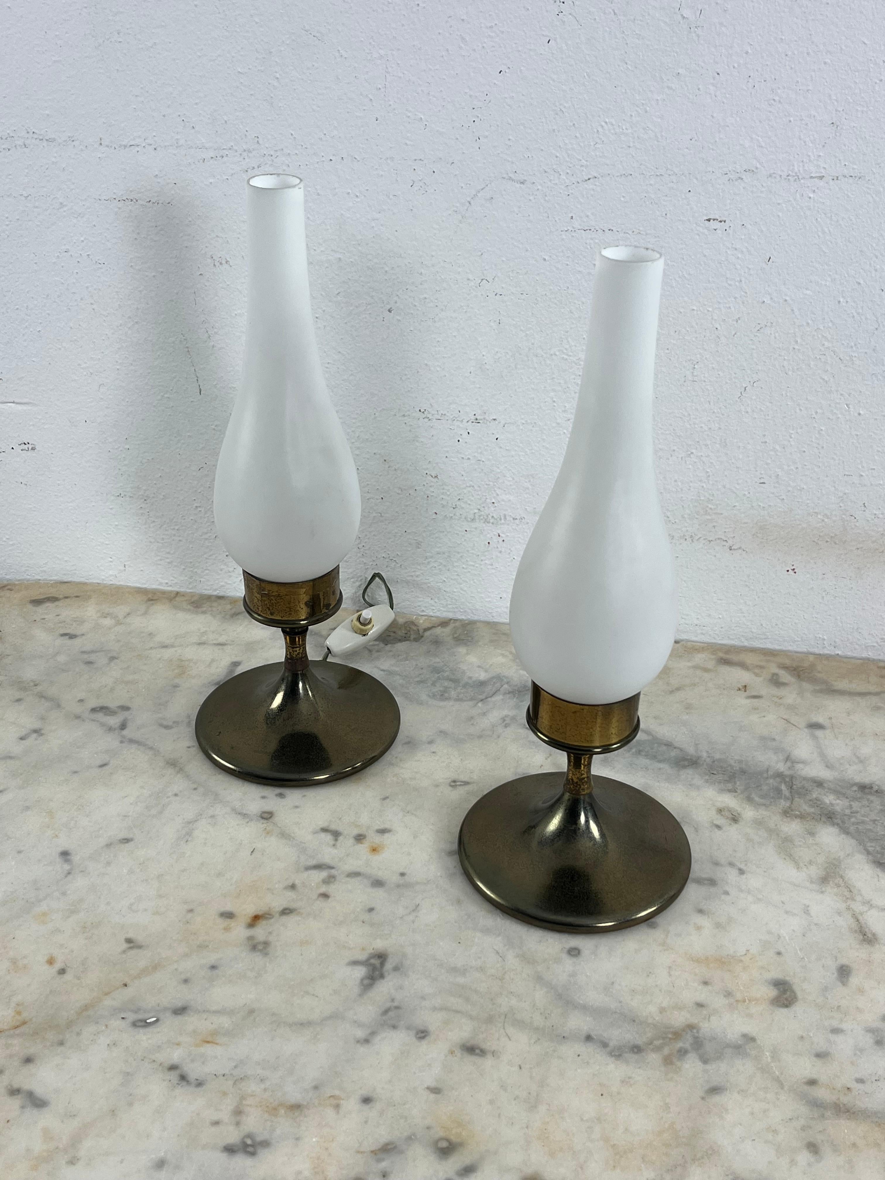 Ensemble de 2 lampes de table du milieu du siècle dernier attribuées à Stilnovo, années 1950 en vente 3