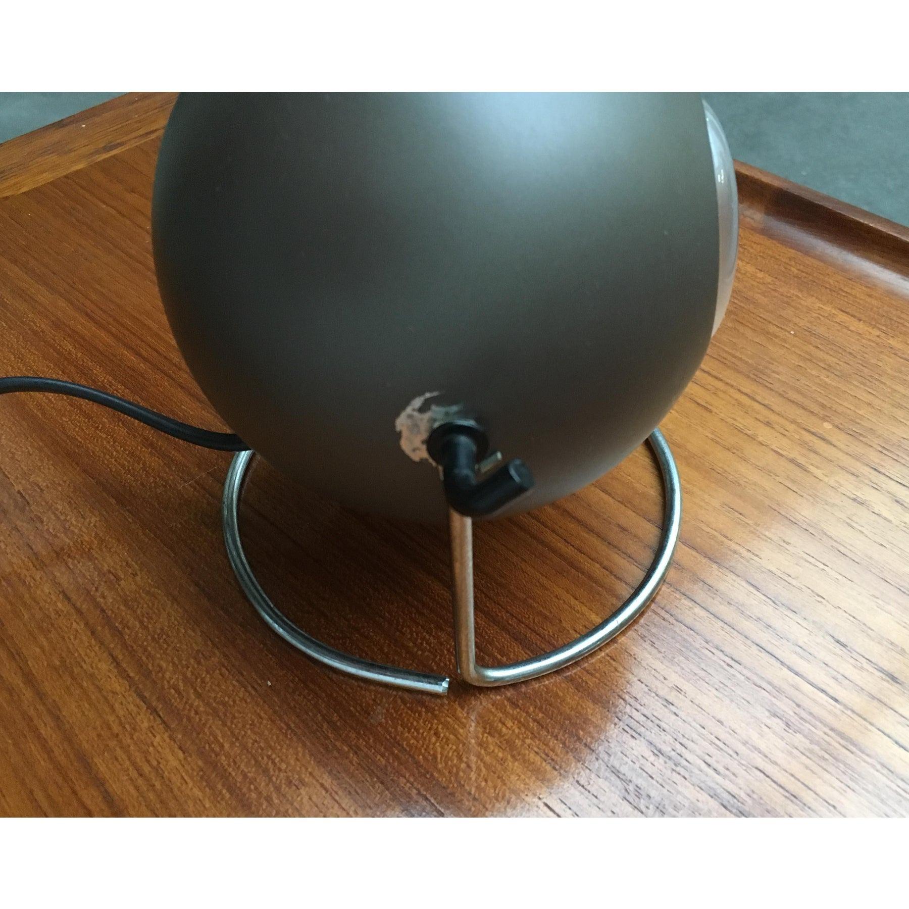 Set of 2 Mid-Century Table Lamps from Erco For Sale 3
