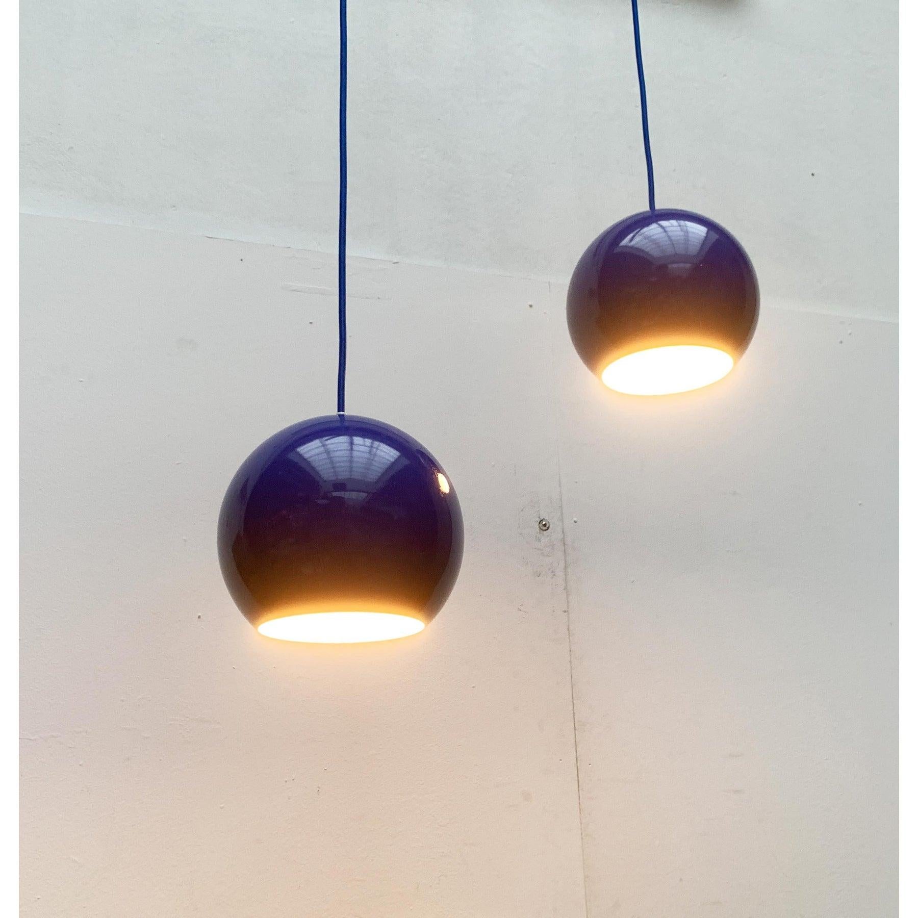 Set of 2 Mid-Century Topan Pendant Lamps by Verner Panton for Louis, 1970s In Good Condition For Sale In Hamburg, DE