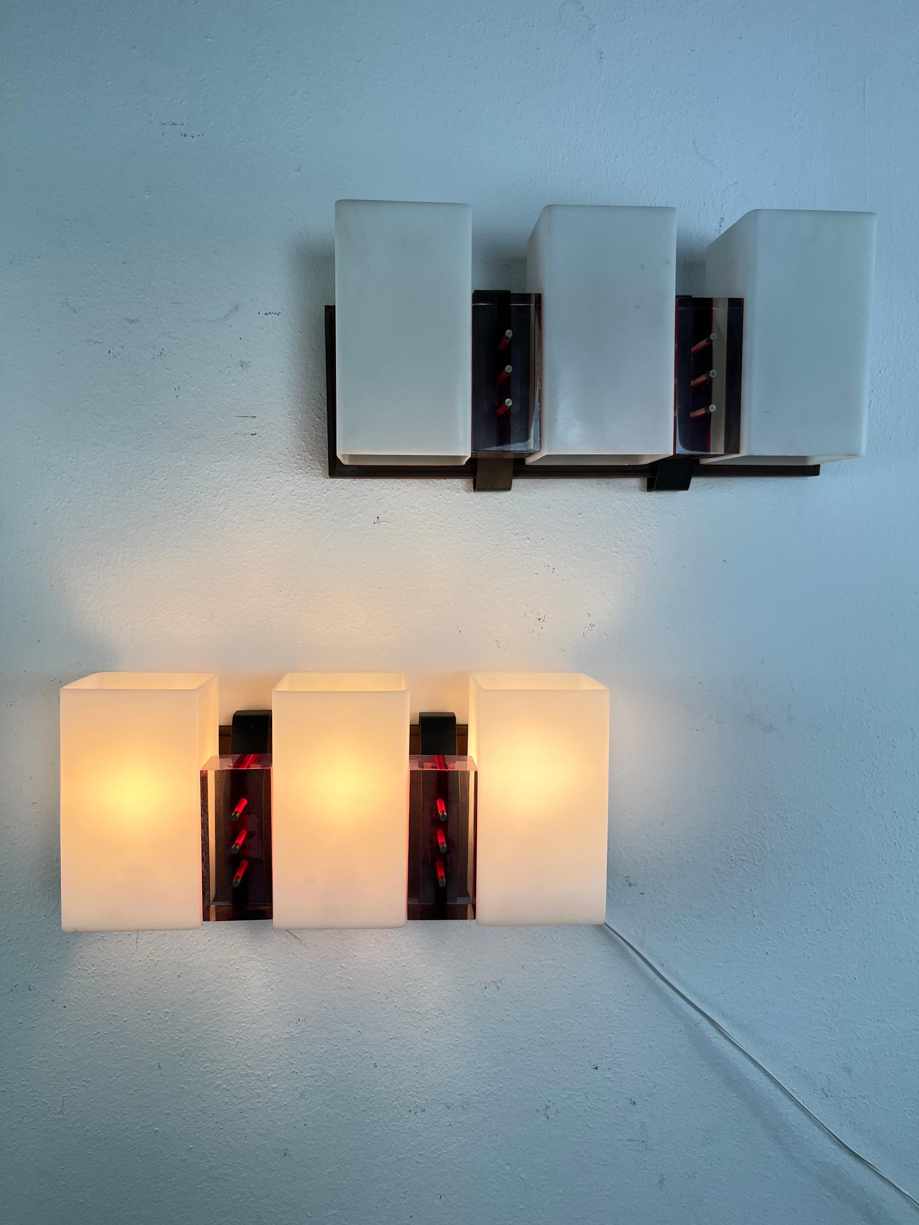 Set di 2 lampade da parete di metà secolo attribuite ad Angelo Brotto per Esperia, anni '60 In condizioni buone in vendita a Palermo, IT