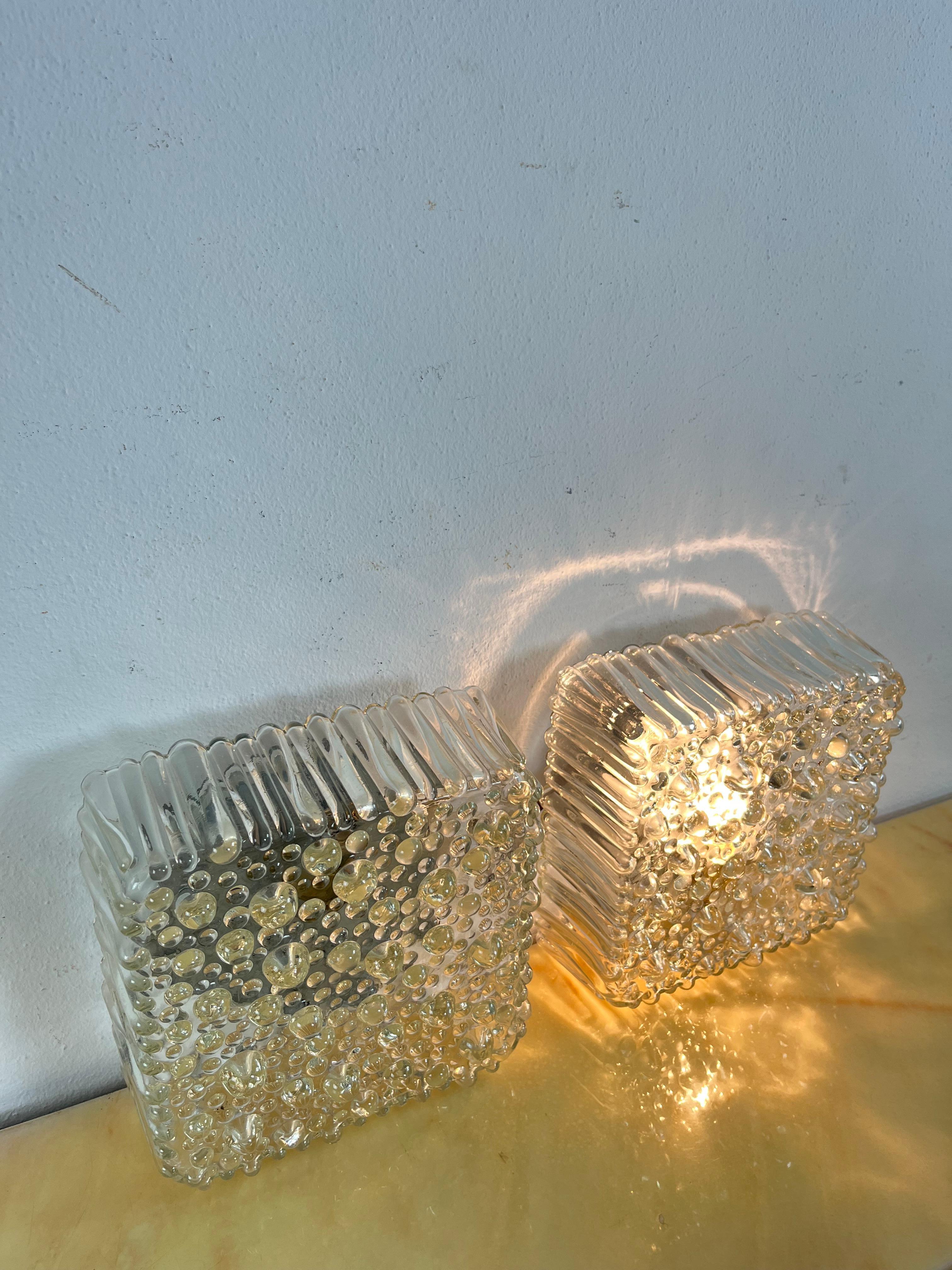 Ensemble de 2 lampes murales du milieu du siècle attribuées à Helena Tynell, années 1960 en vente 3