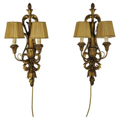 Set of 2 Mid-Century Wall Lamps in Carved Wood and Beige Silk Italy 1950s