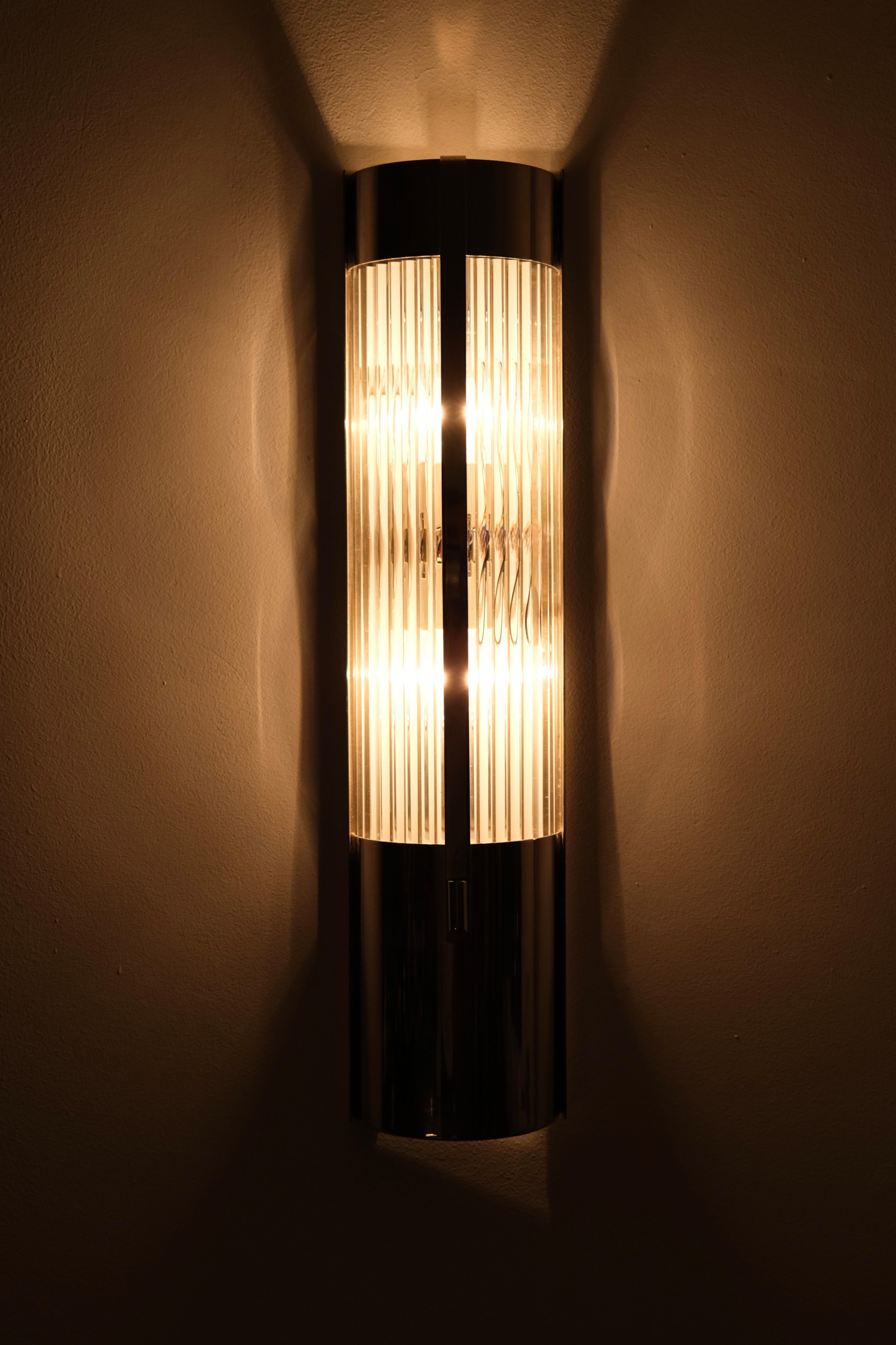 Metal Set of 2 Mid-Century Wall Sconces in Chrome with Glass Rods, France 1960s For Sale