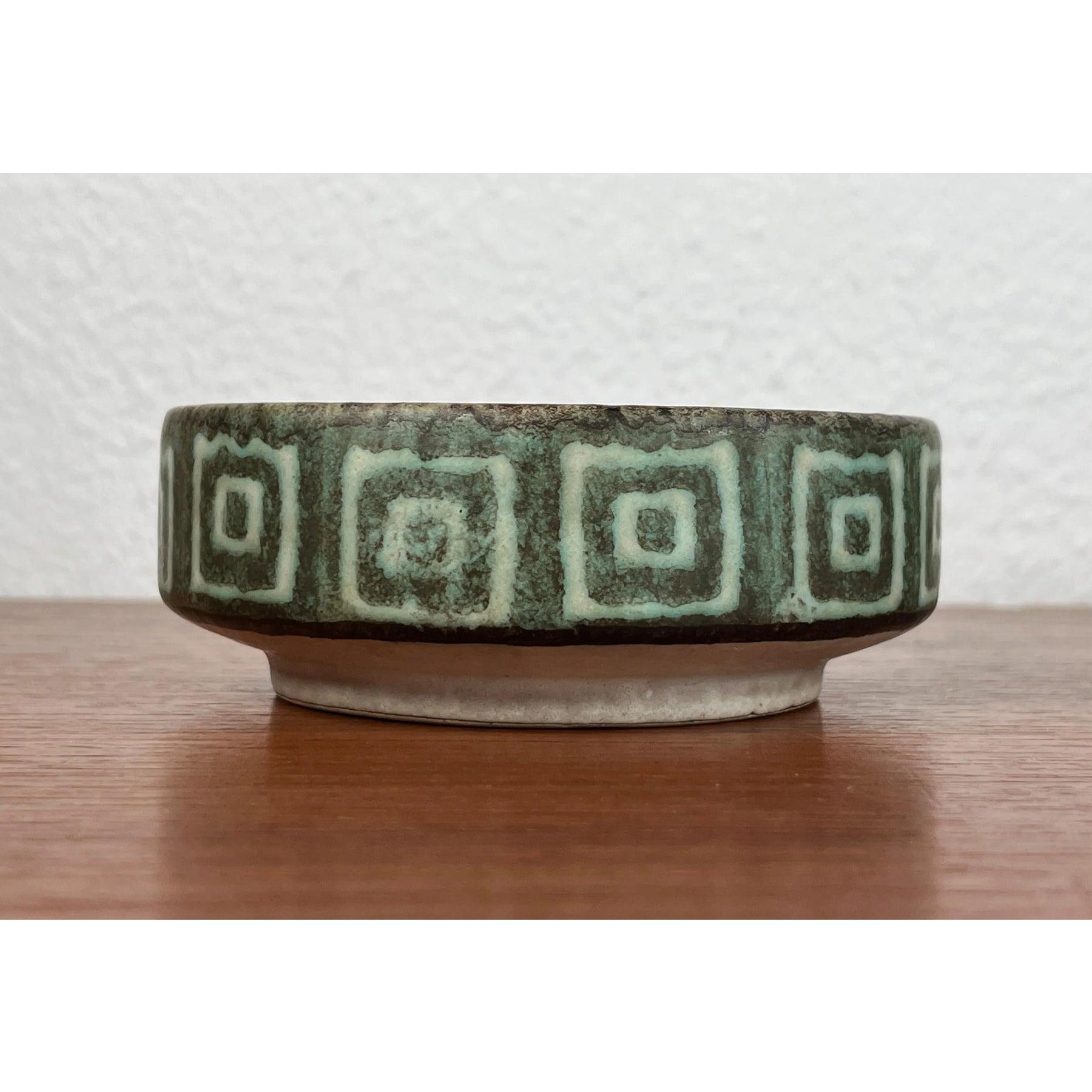 Set of 2 Mid-Century West German Pottery WGP Bowls, 1960s For Sale 2