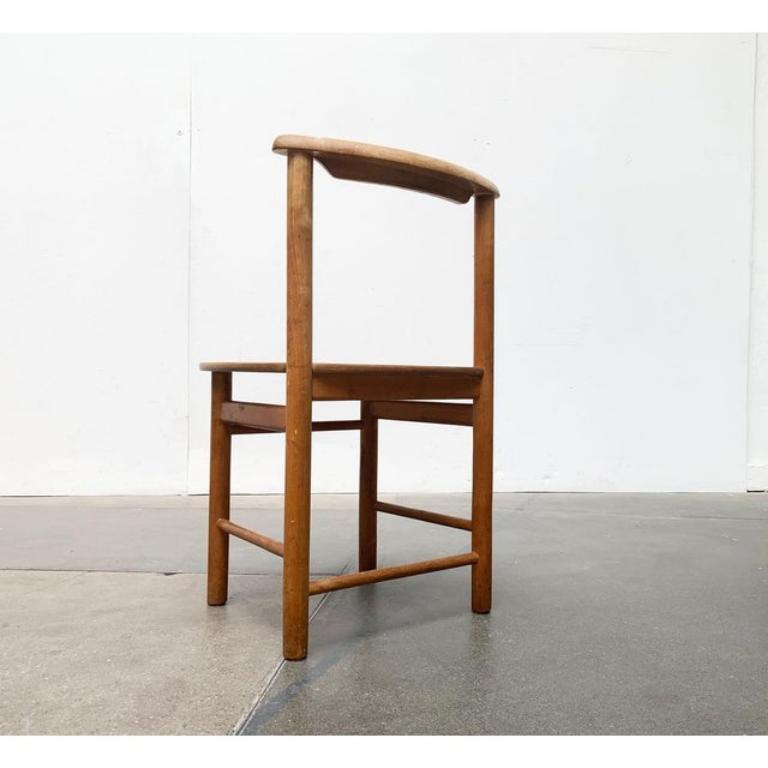 Set di 2 sedie in legno di metà secolo, anni '60 in vendita 5