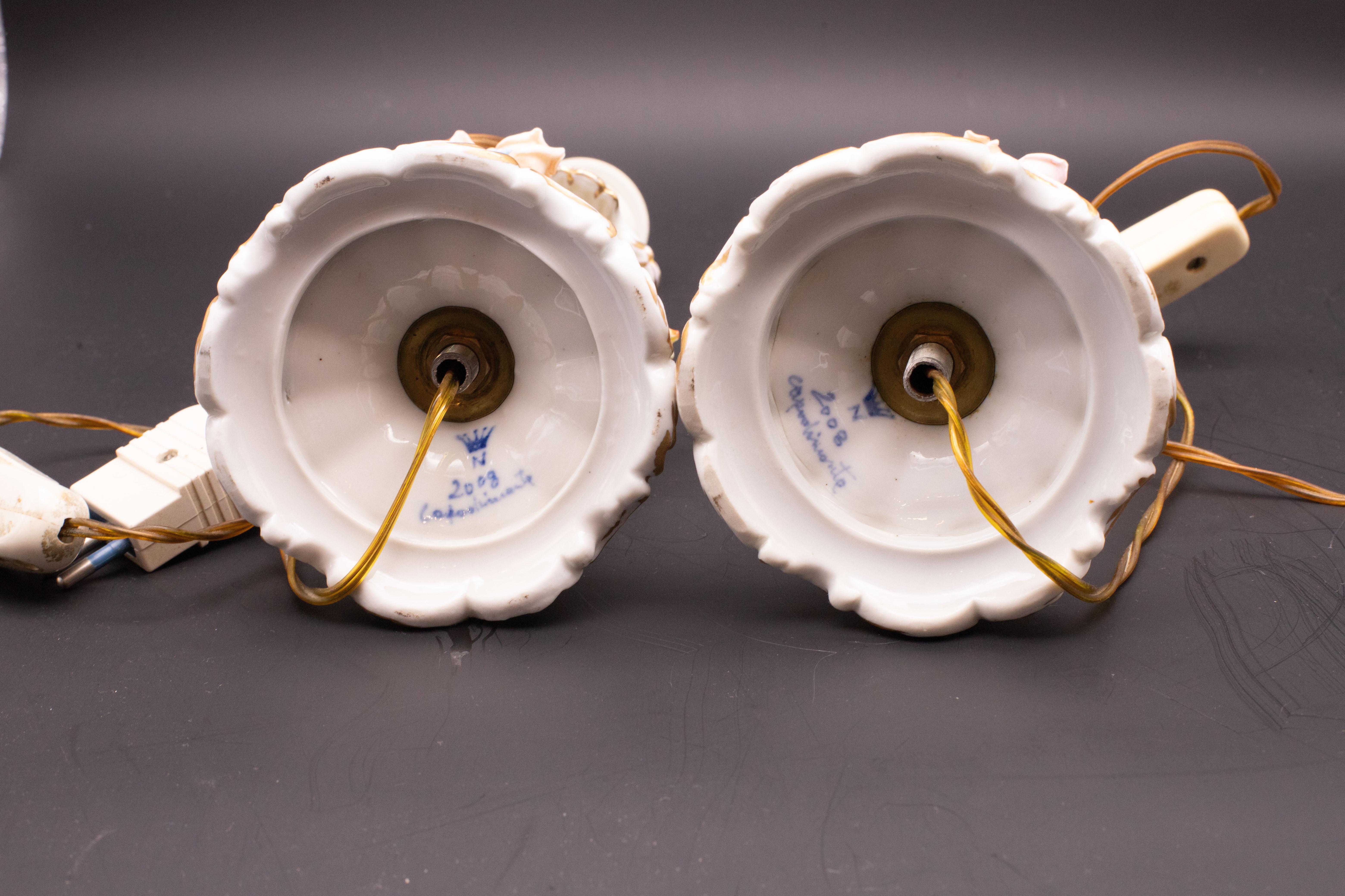 Lot de 2 lampes de table en porcelaine Capodimonte de style Modernity du milieu du siècle dernier en vente 4