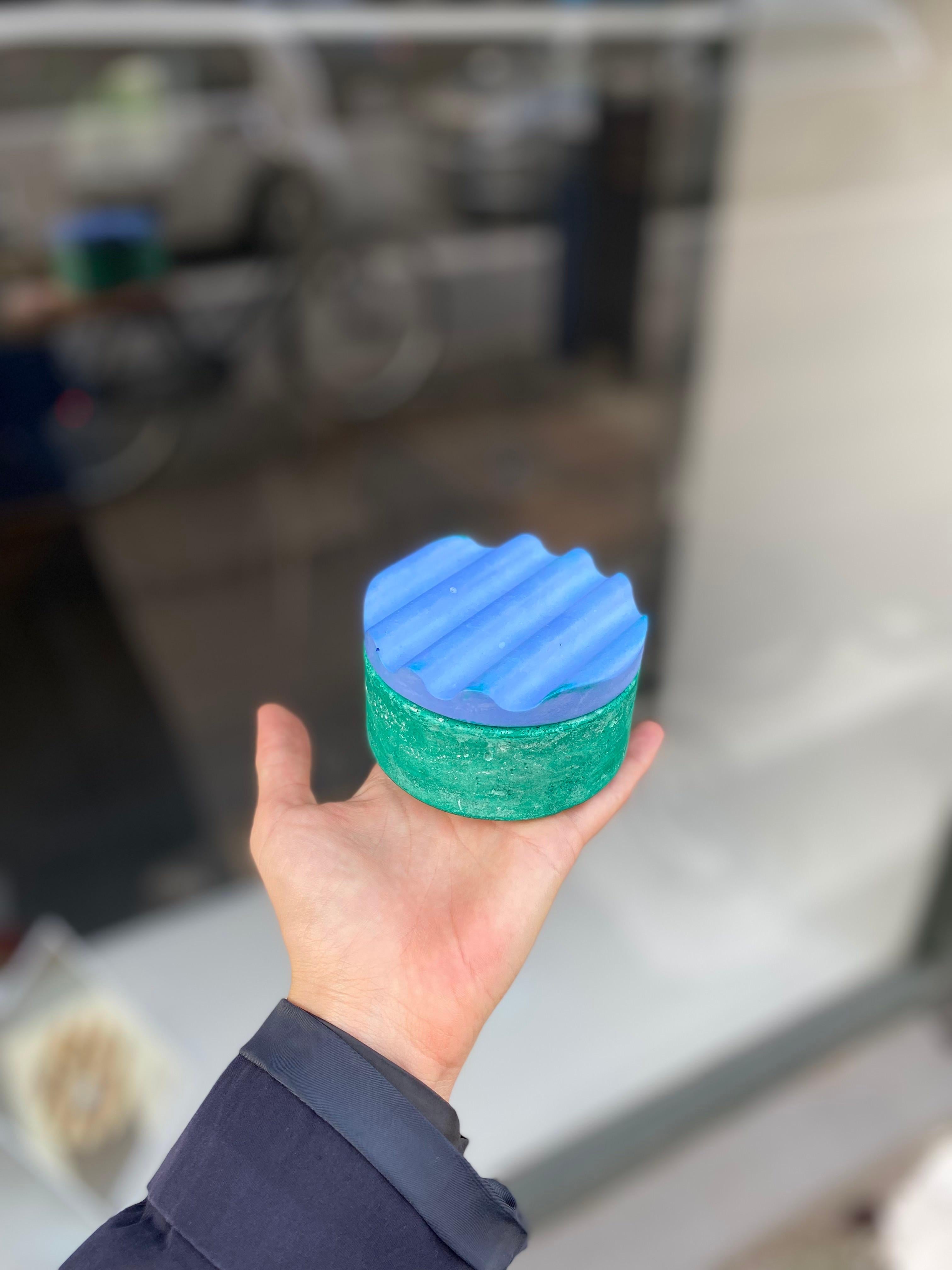 Altro Set di 2 mini vasi di Derya Arpac in vendita