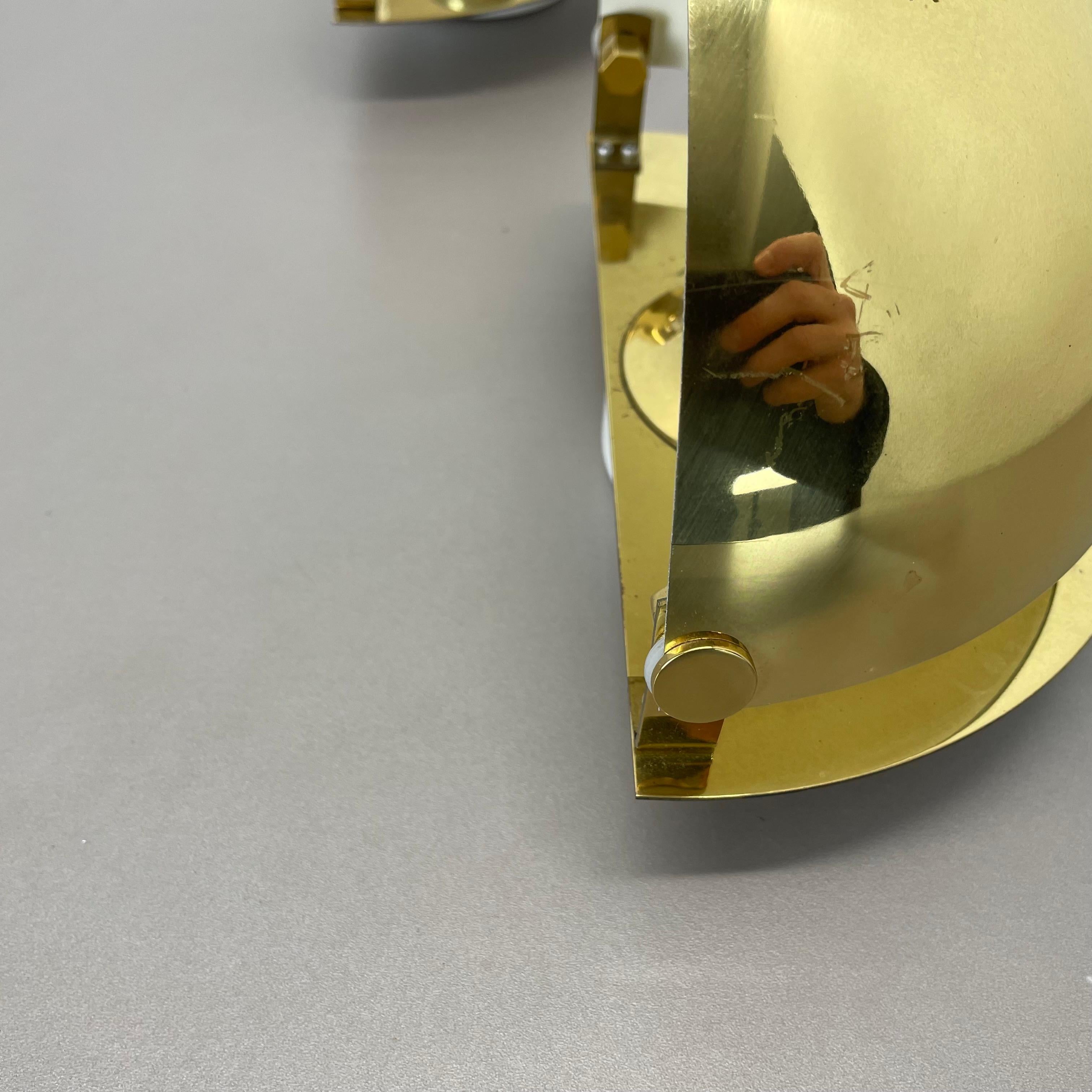 Set di 2 lampade da parete minimaliste in ottone in stile Sciolari, Italia anni '80 In condizioni buone in vendita a Kirchlengern, DE