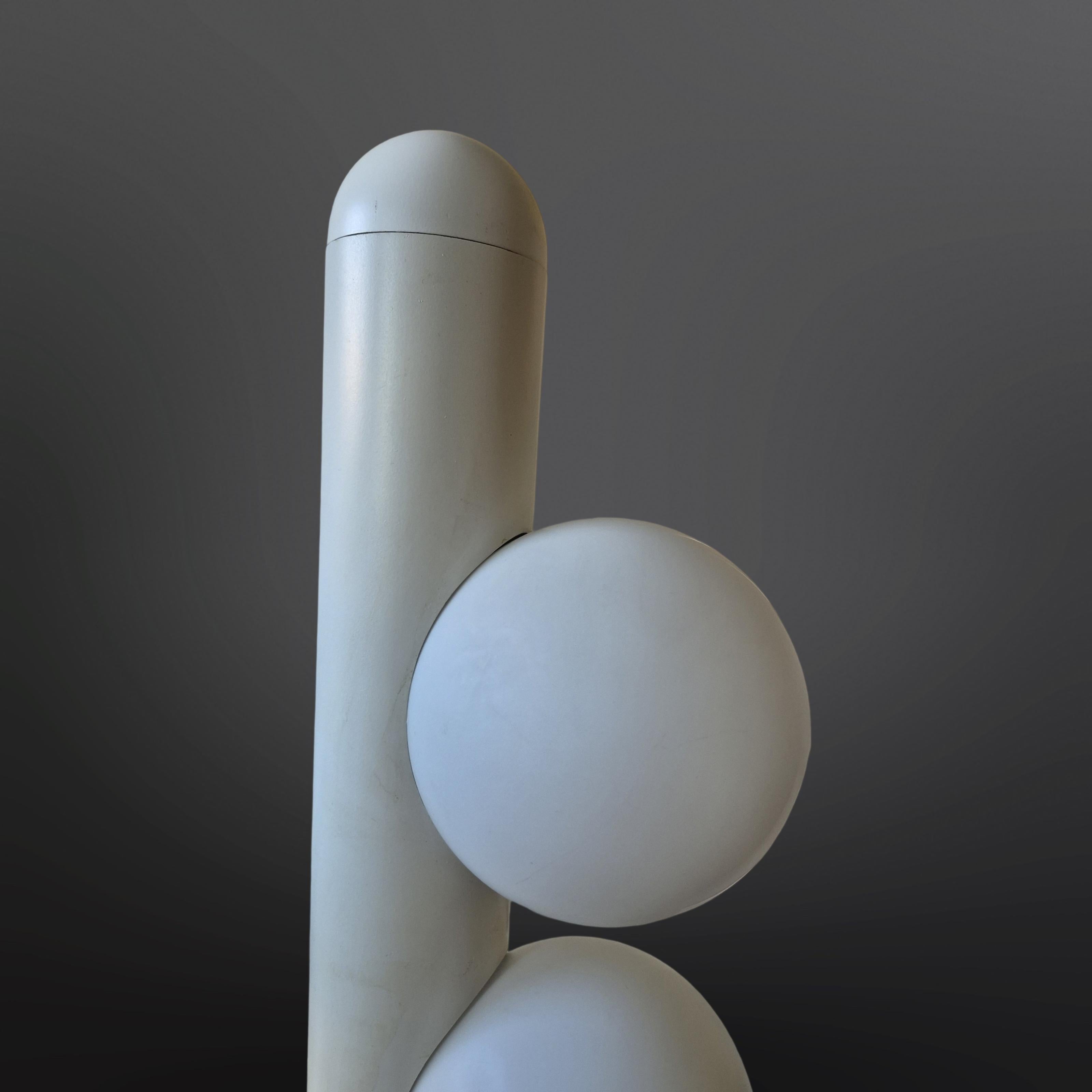 Set of 2 minimalist space age lamps, Netherlands 1970s For Sale 3