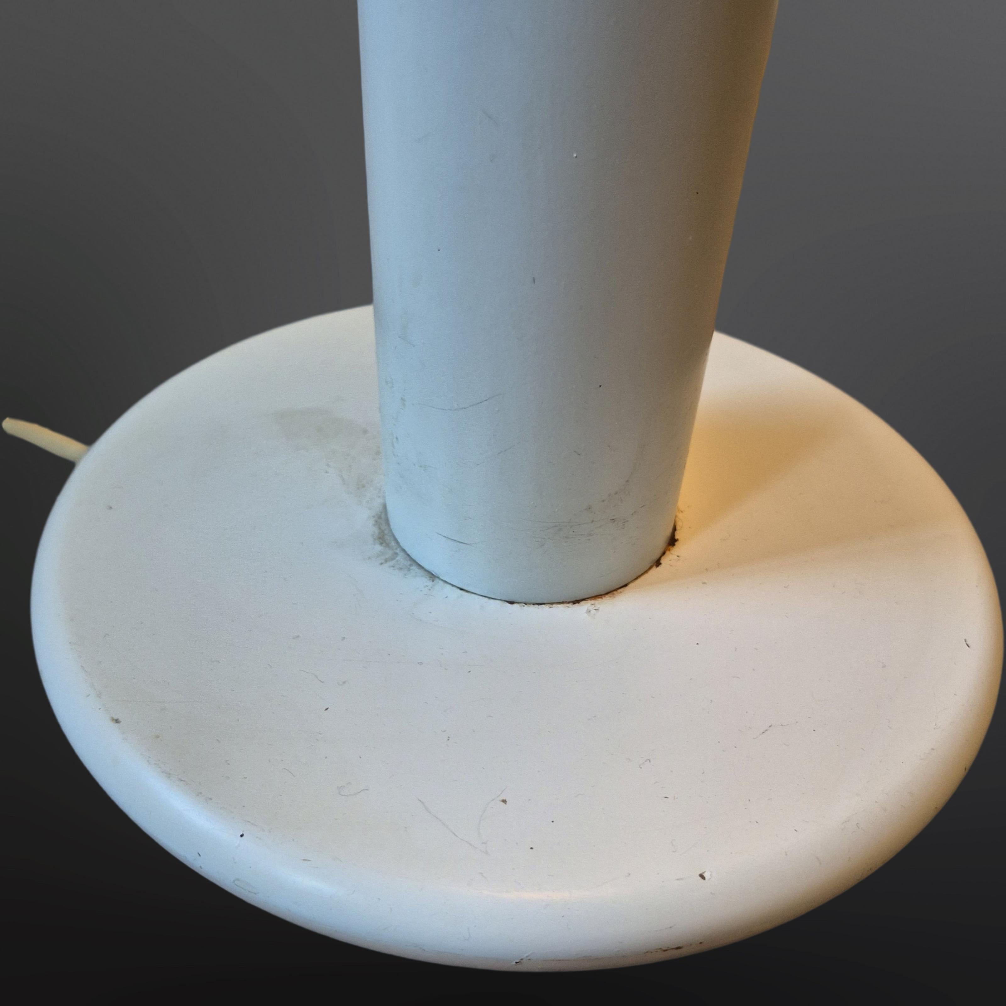 Set of 2 minimalist space age lamps, Netherlands 1970s For Sale 2