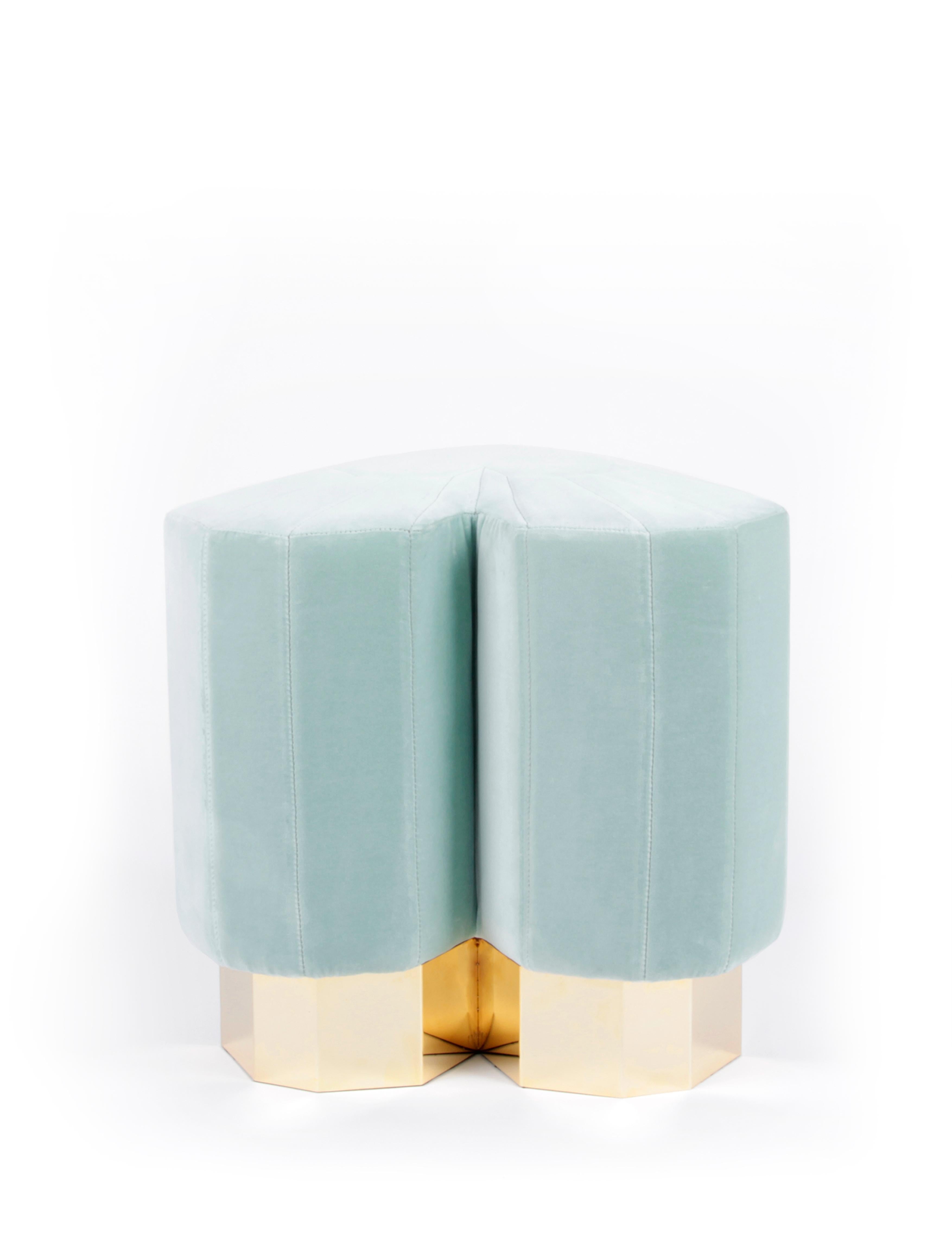 Set of 2 Mint Green Queen Heart Stools by Royal Stranger In New Condition For Sale In Geneve, CH