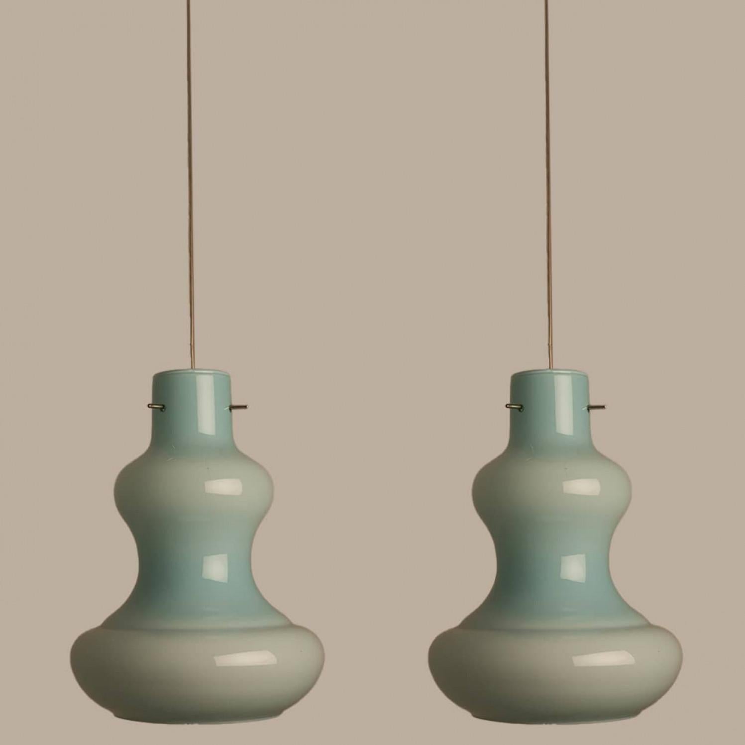Set of 2 Mint Murano Glass Pendant Lights by Massimo Vignelli for Venini, 1960 In Good Condition For Sale In Rijssen, NL