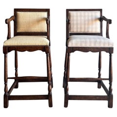 Ensemble de 2 tabourets de bar Minton-Spidell en bois fruitier de style campagnard français