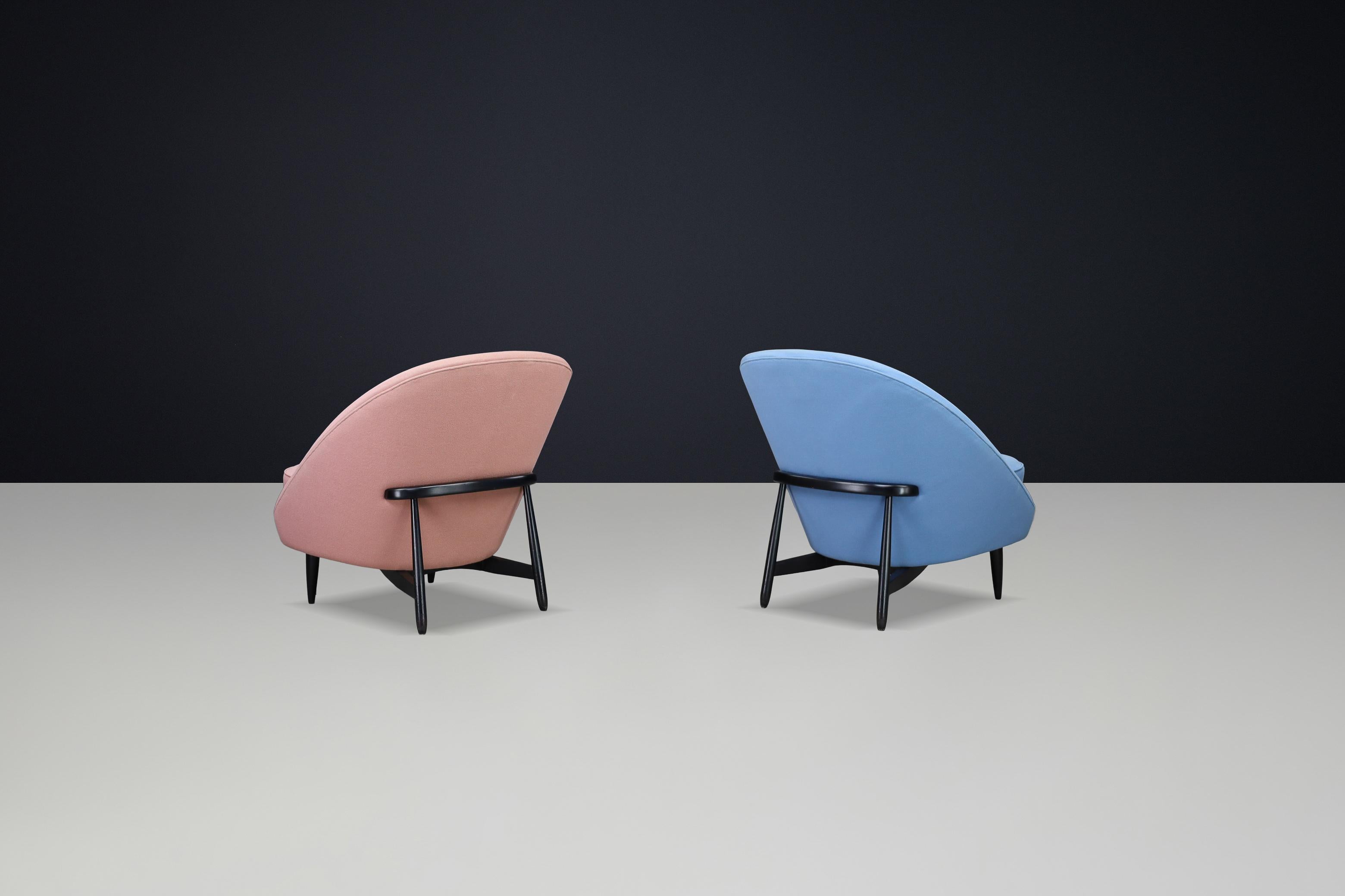20ième siècle Ensemble de 2 chaises longues Model No 115 par Theo Ruth pour Artifort, Pays-Bas, années 1950 en vente