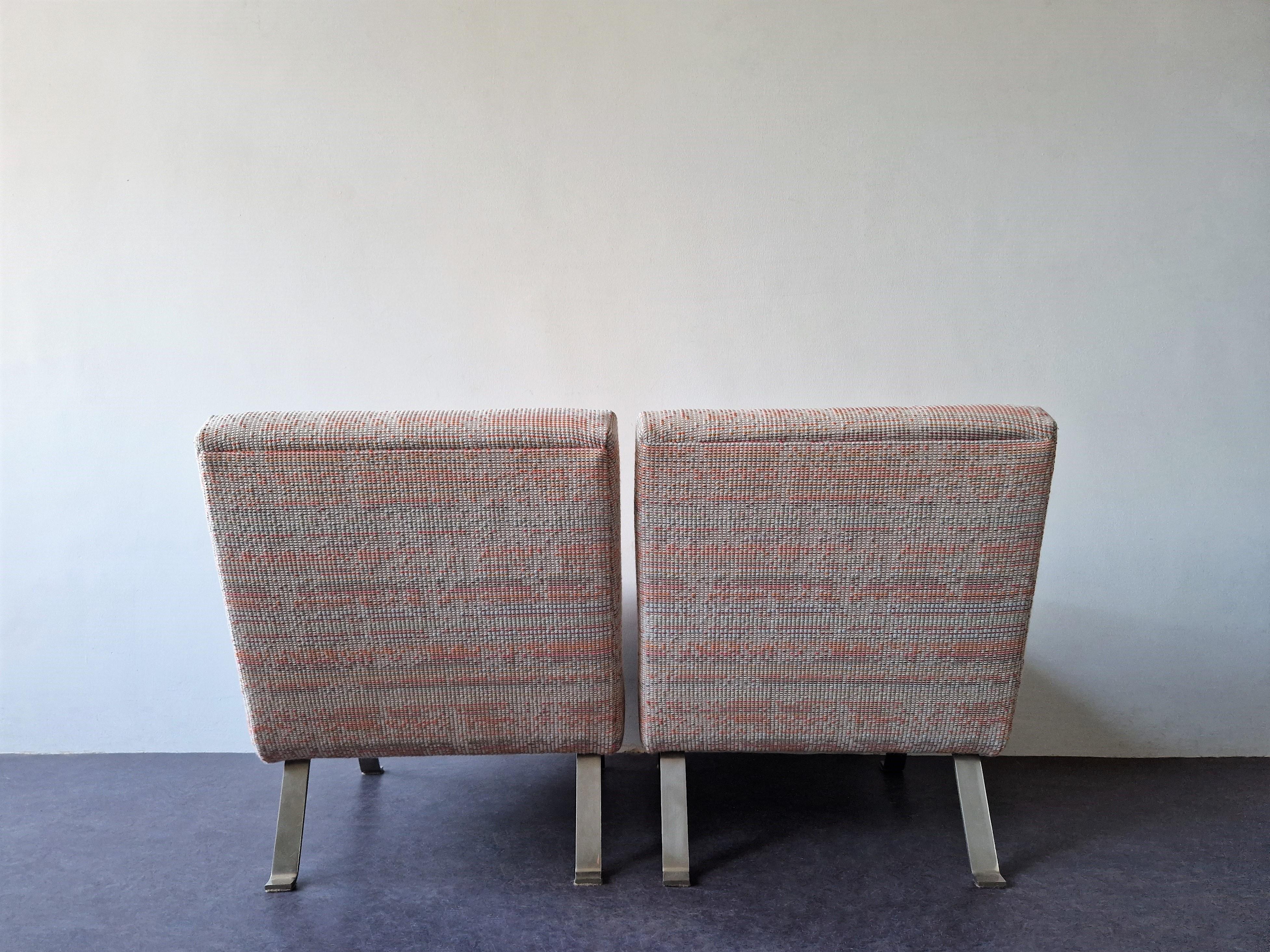 Mid-Century Modern Set of 2 Model 141 Lounge Chairs by Joseph Andre Motte for Artifort, 1950's For Sale