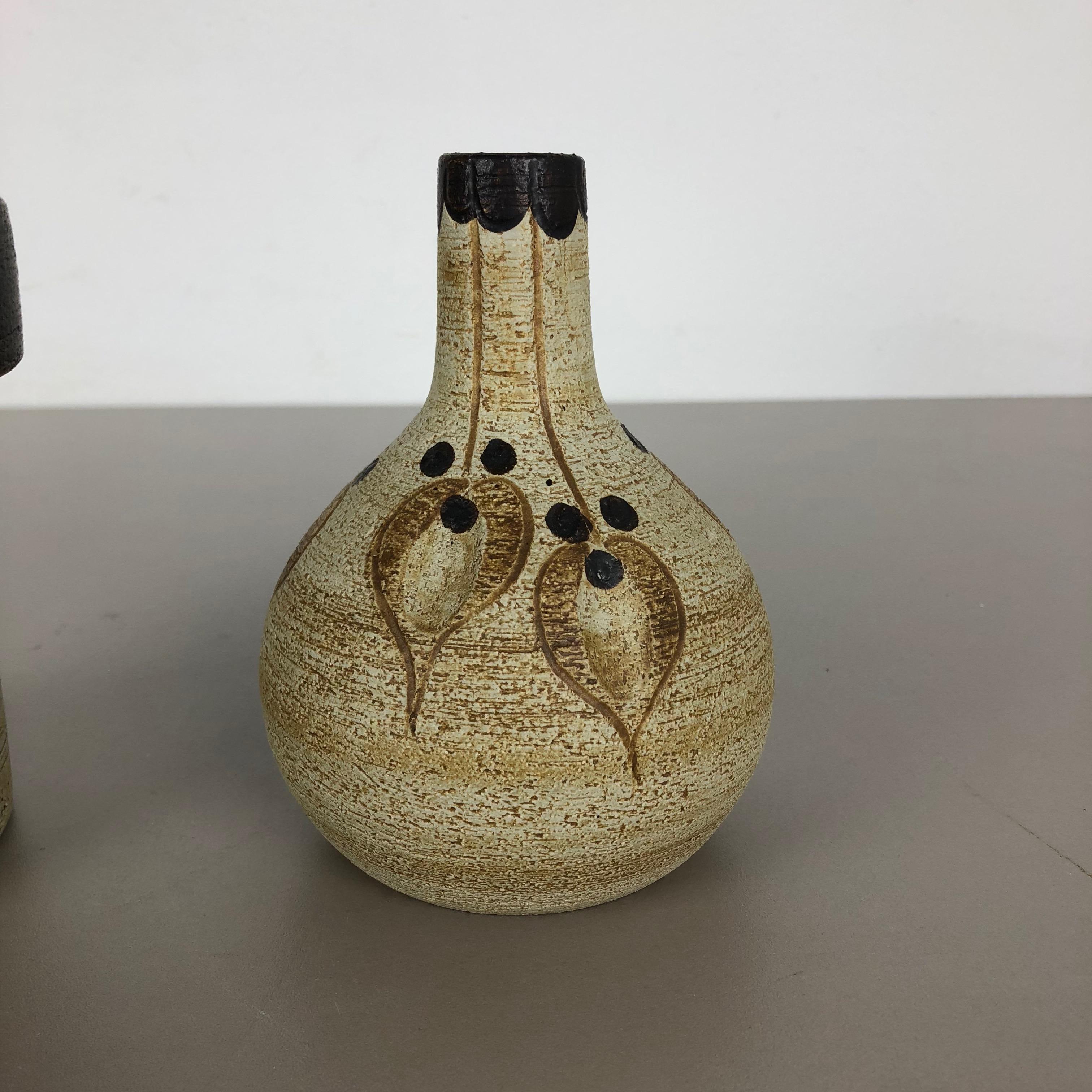 Céramique Ensemble de 2 vases sculptures modernistes des années 1970 Peter Müller pour Sgrafo Modern:: Allemagne en vente
