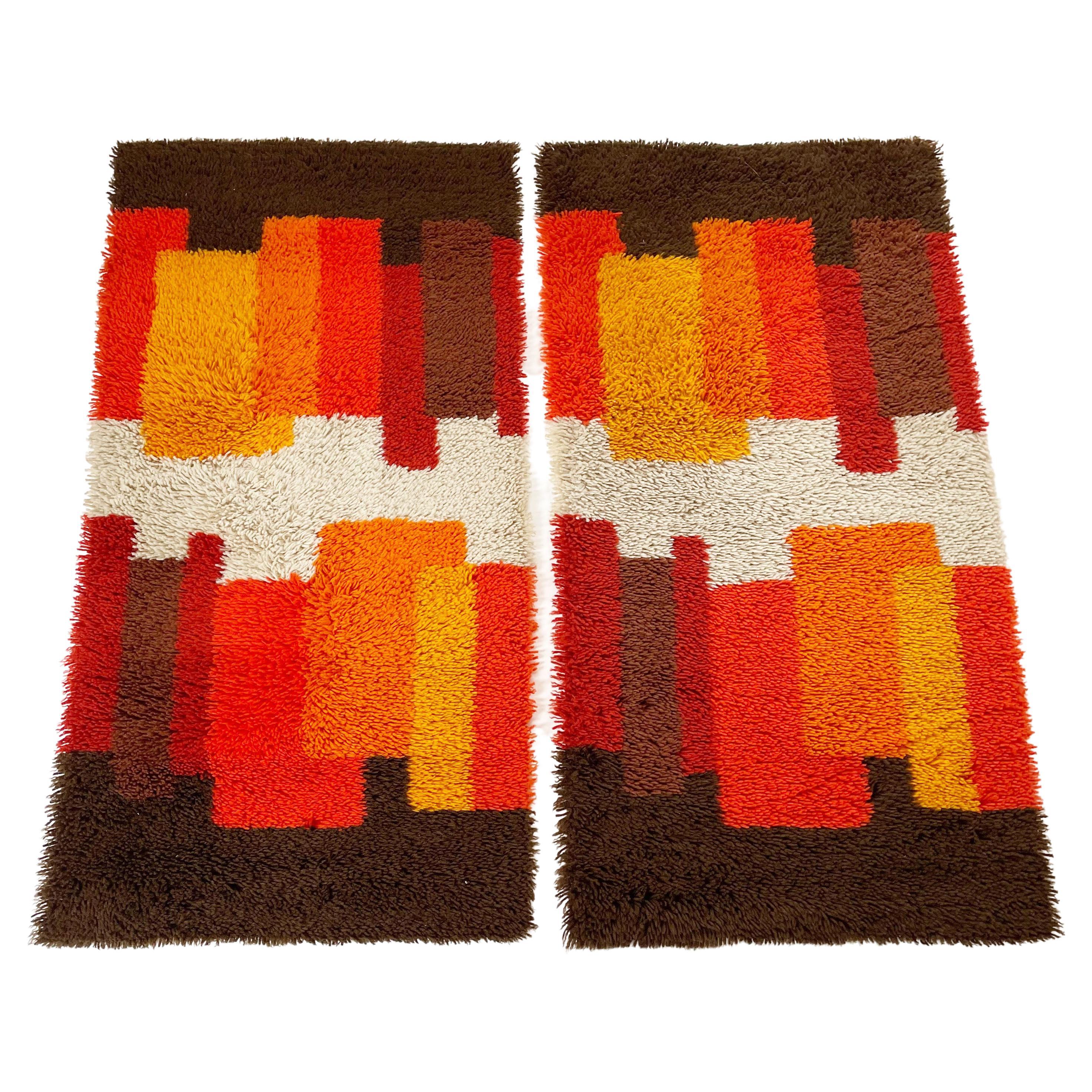 Ensemble de 2 tapis Rya modernistes multicolores à poils longs multicolores de Desso, Pays-Bas, 1970