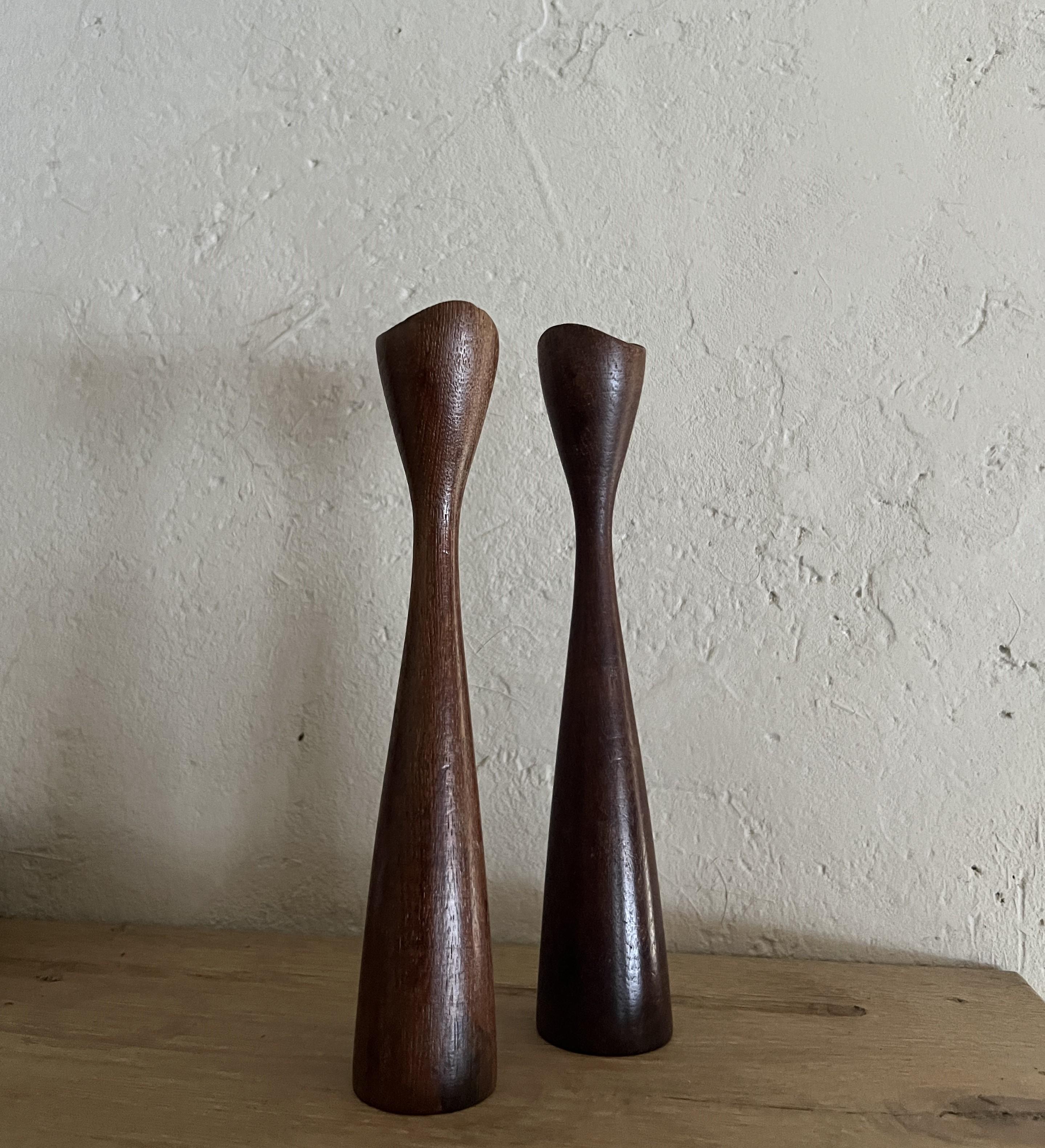 Set of 2 modernist organic candlesticks For Sale 3