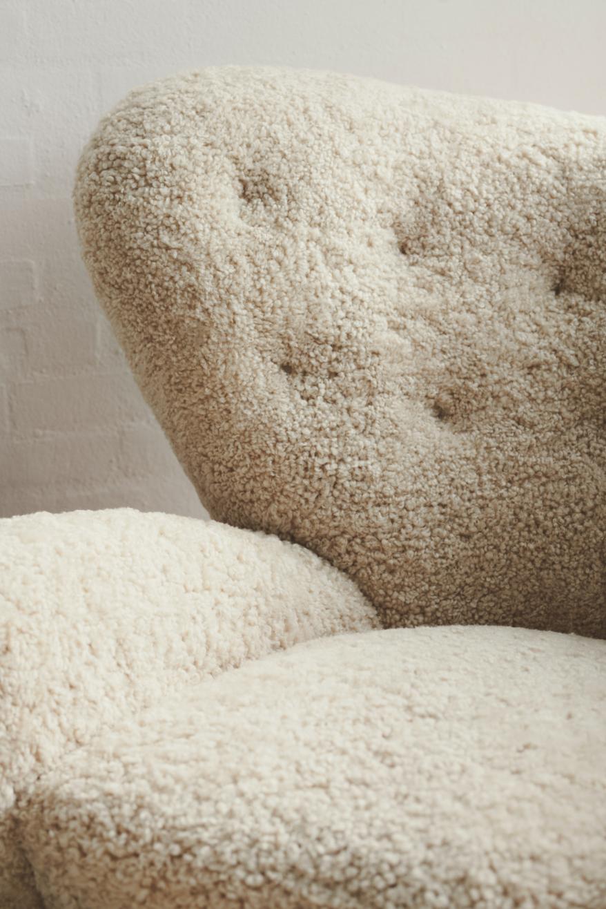 2er-Set Moonlight Sheepskin-Loungesessel „The Tired Man“ von Lassen (Moderne) im Angebot