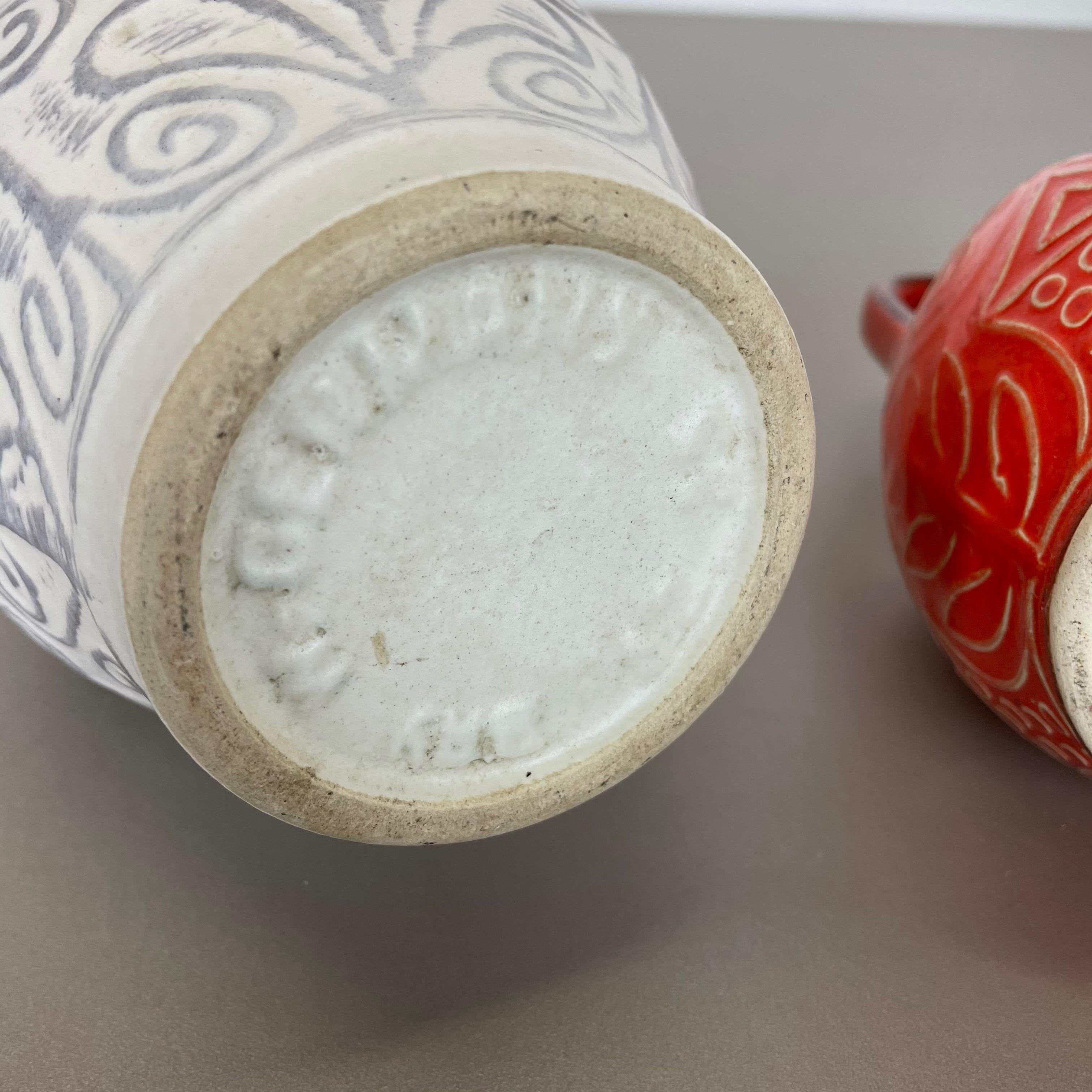 Set di 2 vasi in ceramica Op Art Multi-Color Fat Lava Made Bay Ceramics, Germania in vendita 12