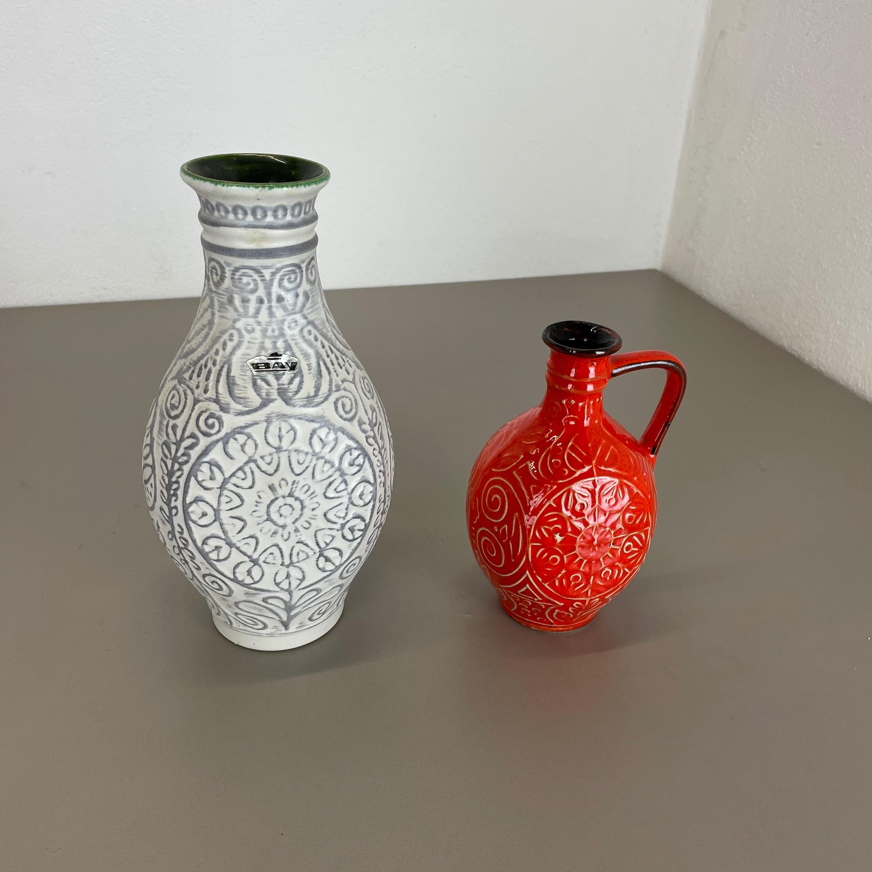 Mid-Century moderno Set di 2 vasi in ceramica Op Art Multi-Color Fat Lava Made Bay Ceramics, Germania in vendita