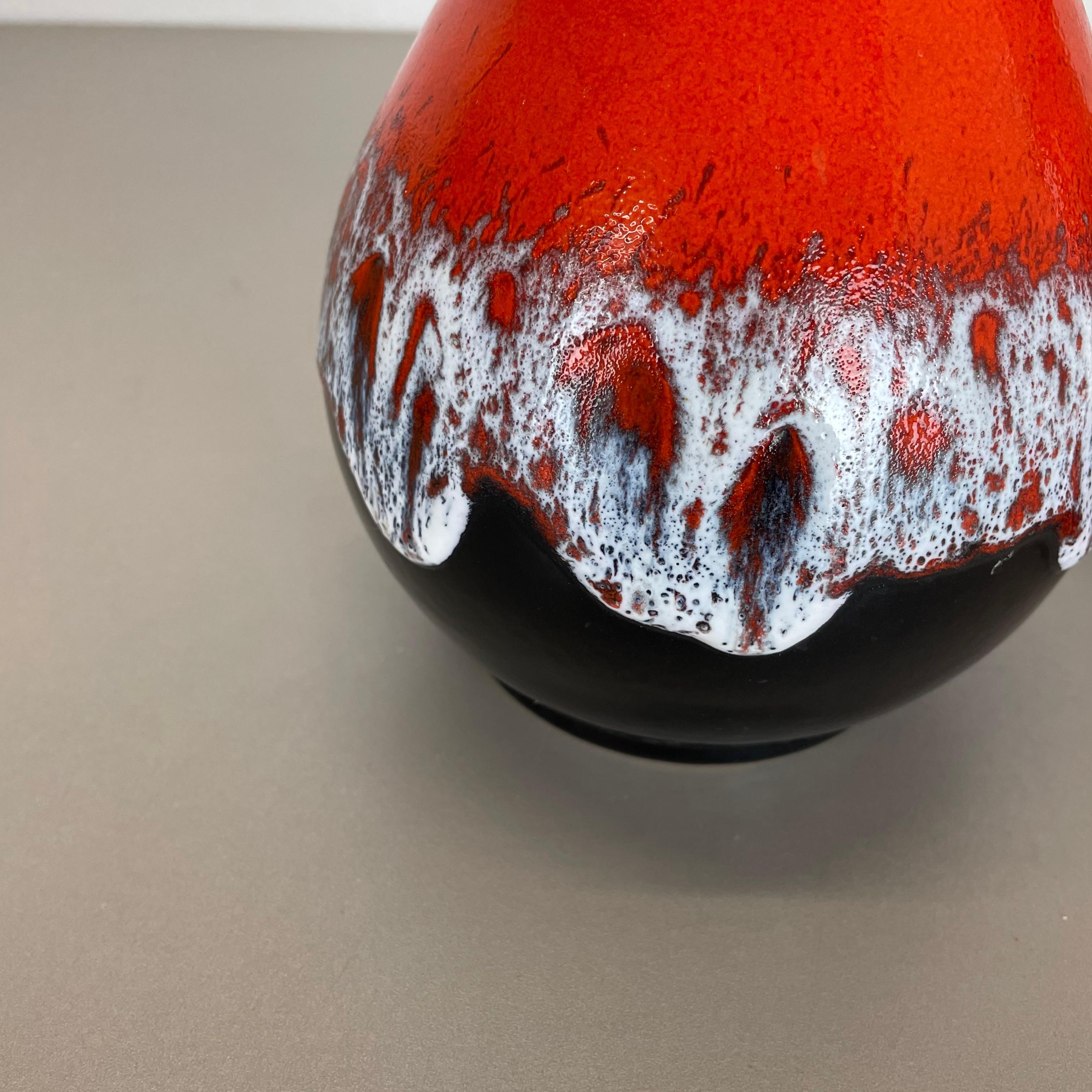 Ensemble de 2 vases en poterie d'art optique lave grasse multicolore fabriqués par JASBA Ceramics Allemagne Bon état - En vente à Kirchlengern, DE
