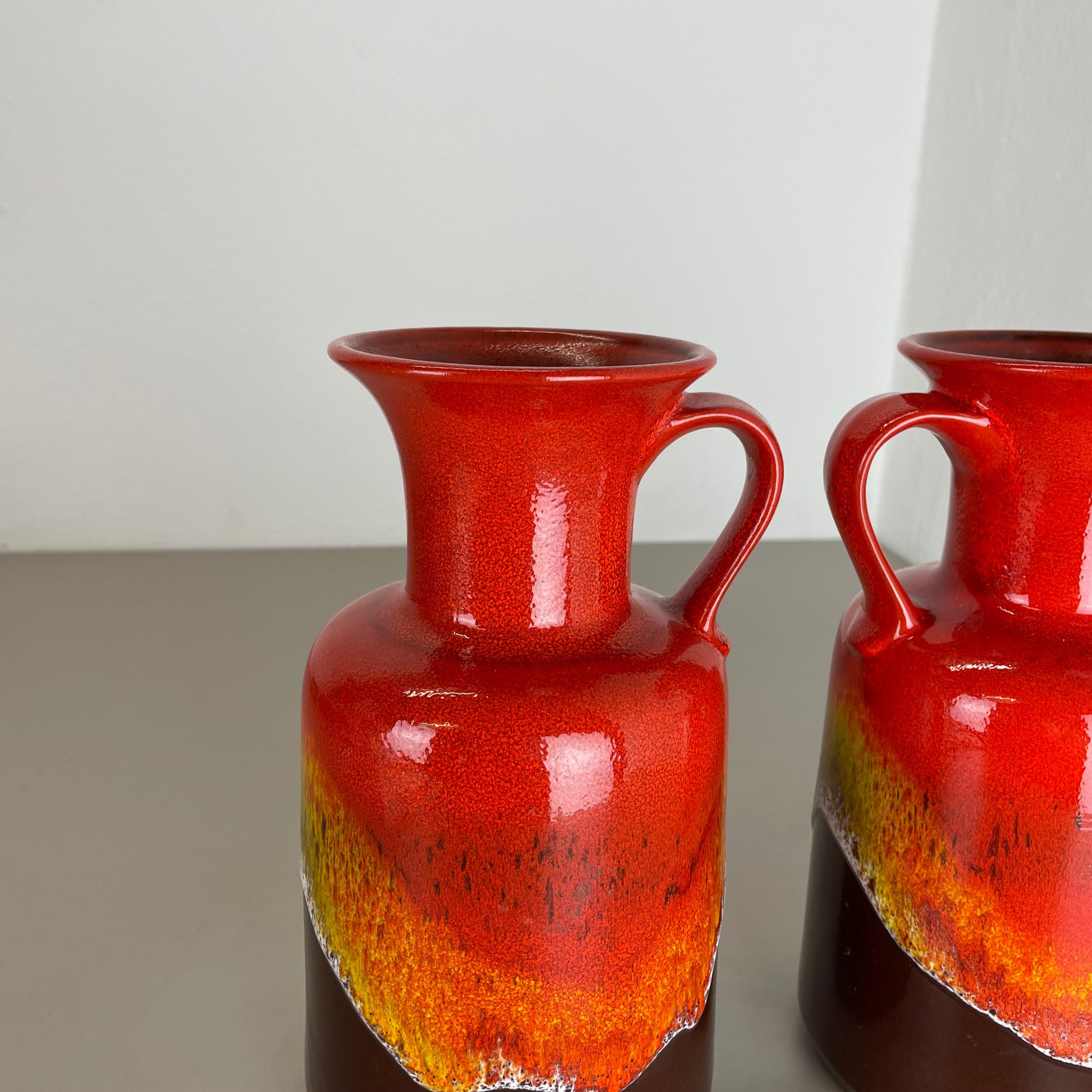 Set von 2 mehrfarbigen Fat Lava Op-Art-Keramikvasen, hergestellt von JASBA Ceramics Deutschland im Angebot 1