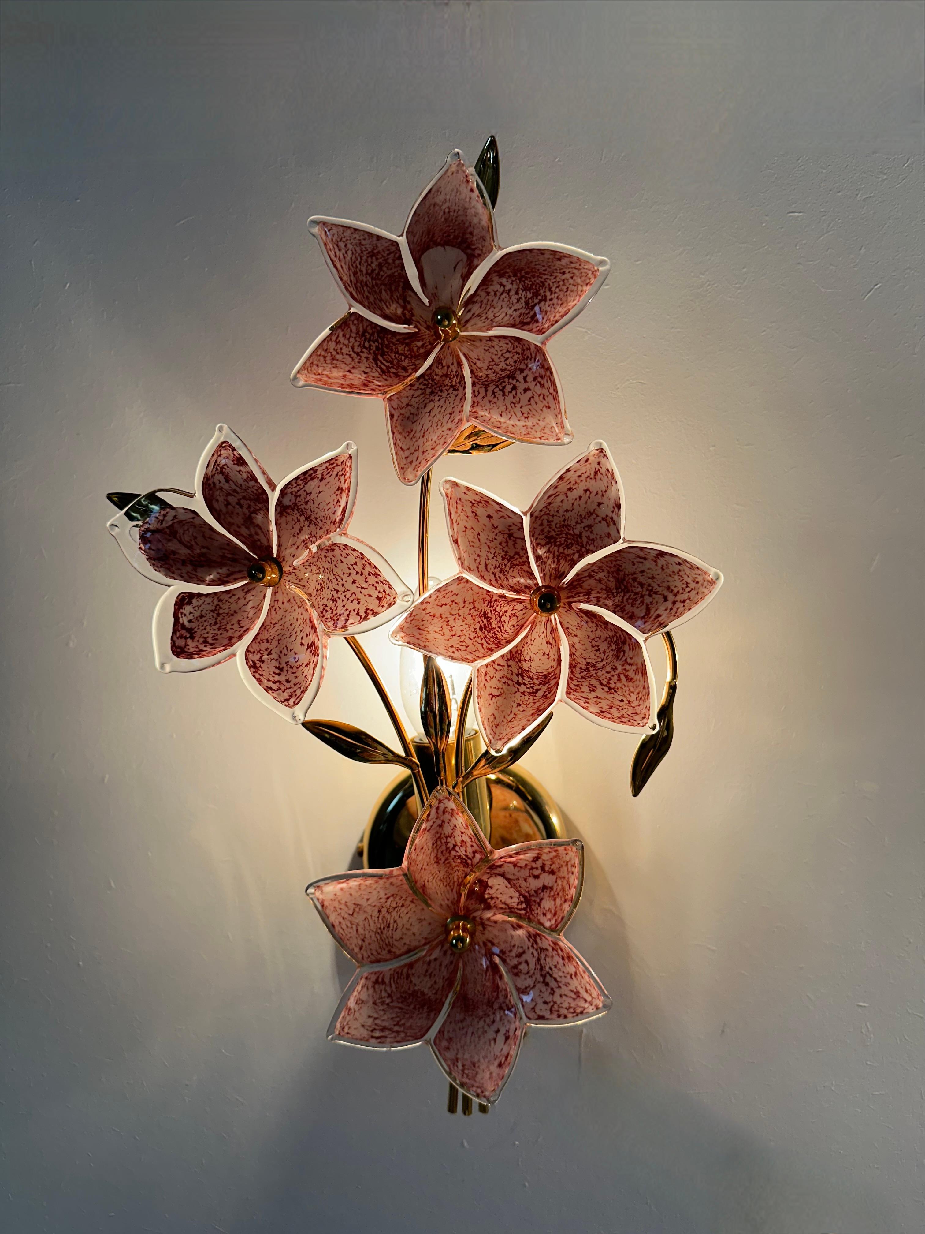 2er Set Murano Blumen Wandlampe , 1970er Jahre im Angebot 3