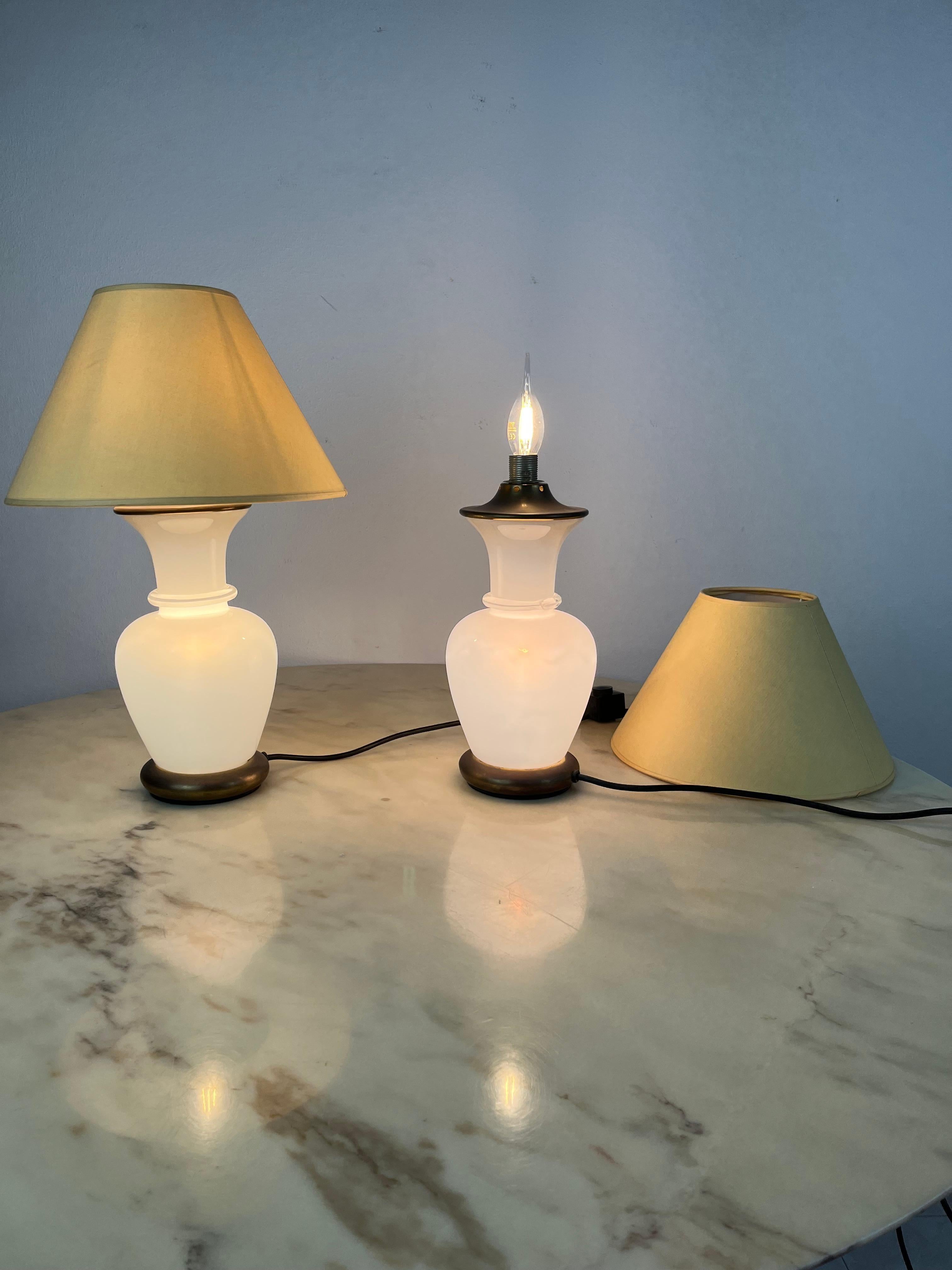 Set of 2 Murano Glass and Brass Table Lamps, F. Fabbian, Italy, 1970s For Sale 1
