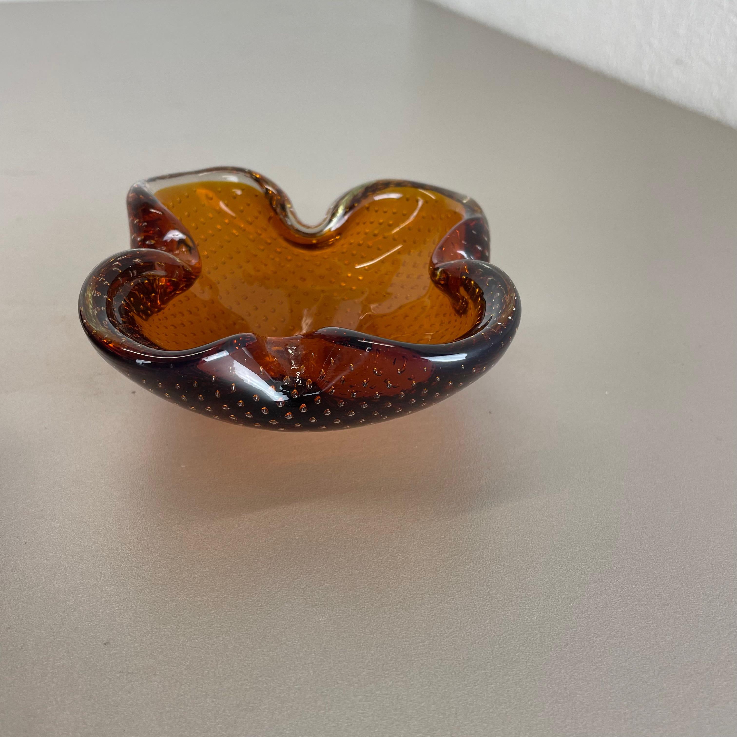 Set of 2 Murano Glass Bowl Shells Ashtray Element by Venini, Italy, 1970s For Sale 5