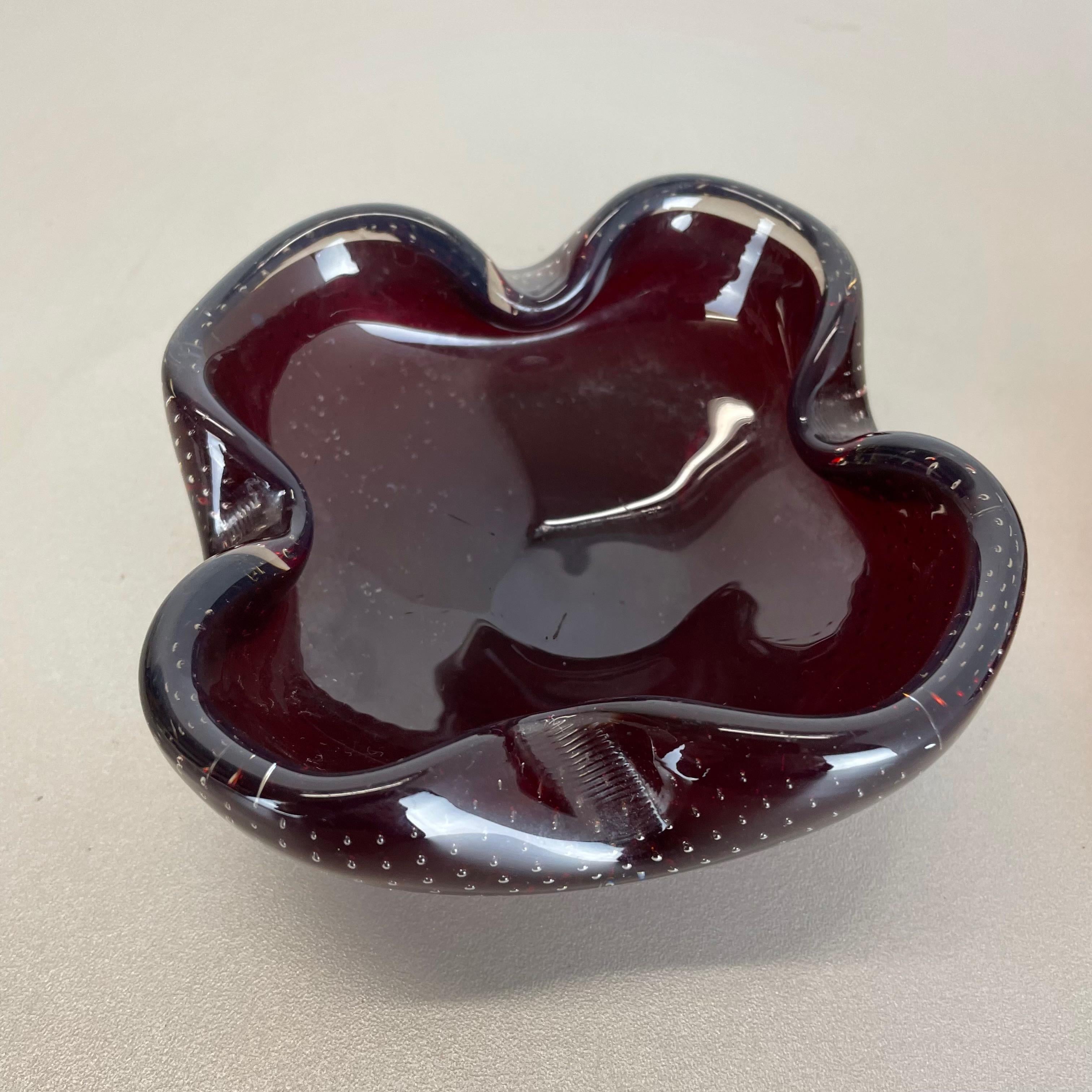 Set of 2 Murano Glass Bowl Shells Ashtray Element by Venini, Italy, 1970s In Good Condition For Sale In Kirchlengern, DE