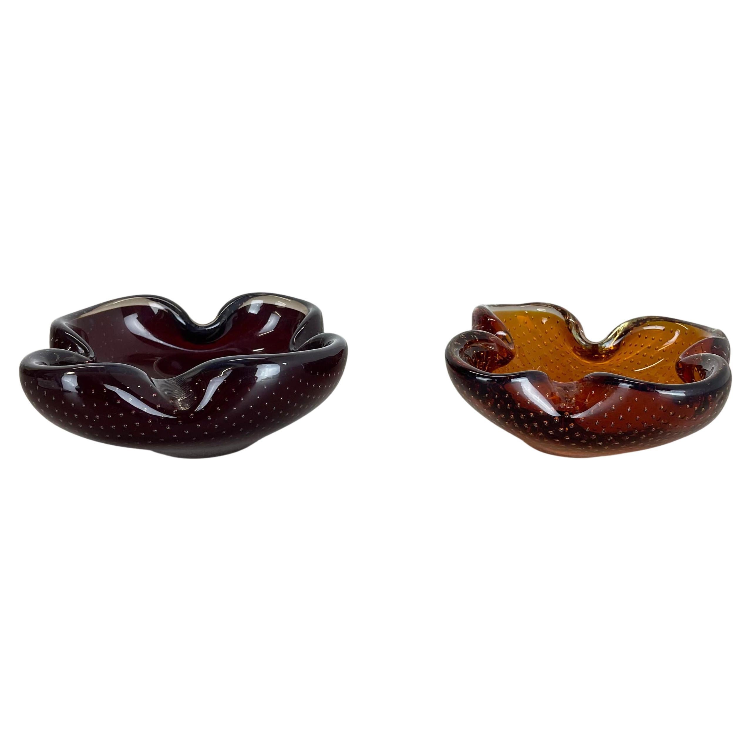 Set of 2 Murano Glass Bowl Shells Ashtray Element by Venini, Italy, 1970s For Sale