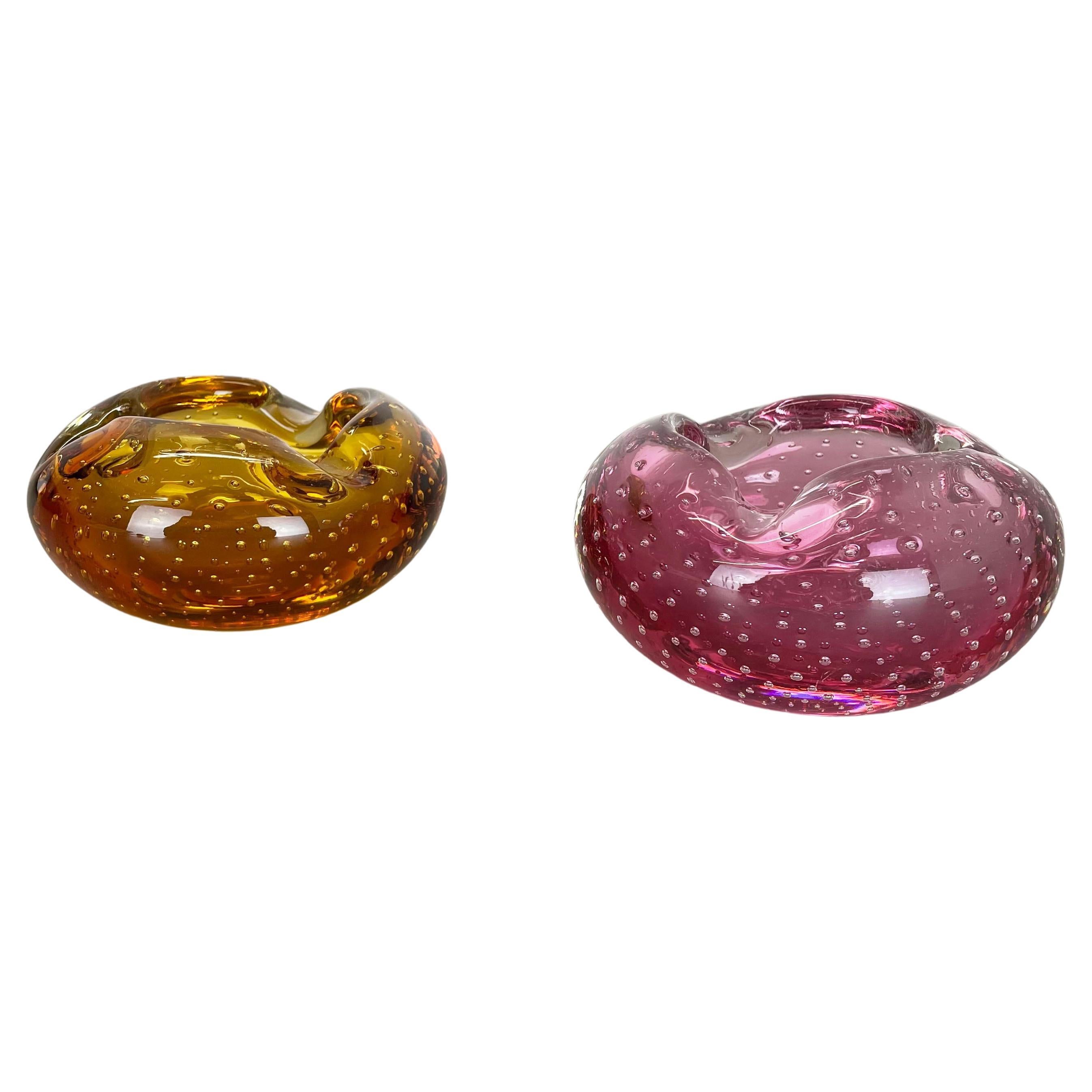 Set of 2 Murano Glass Bubble Structure Bowl Shells Ashtray Element, Italy, 1970s For Sale