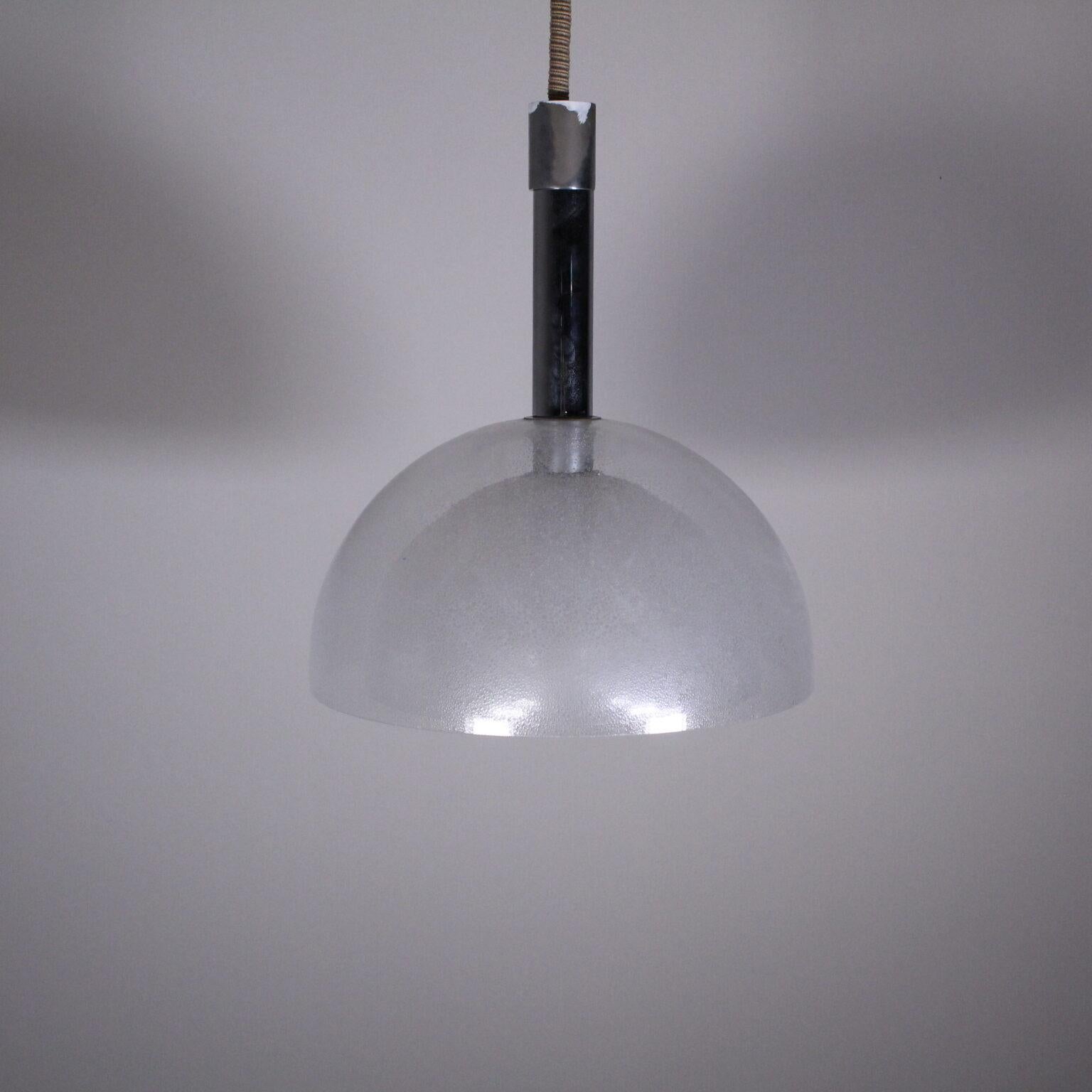 Italiano Set di 2 lampadari in vetro di Murano, Carlo Nason per Mazzega, circa 1970 in vendita