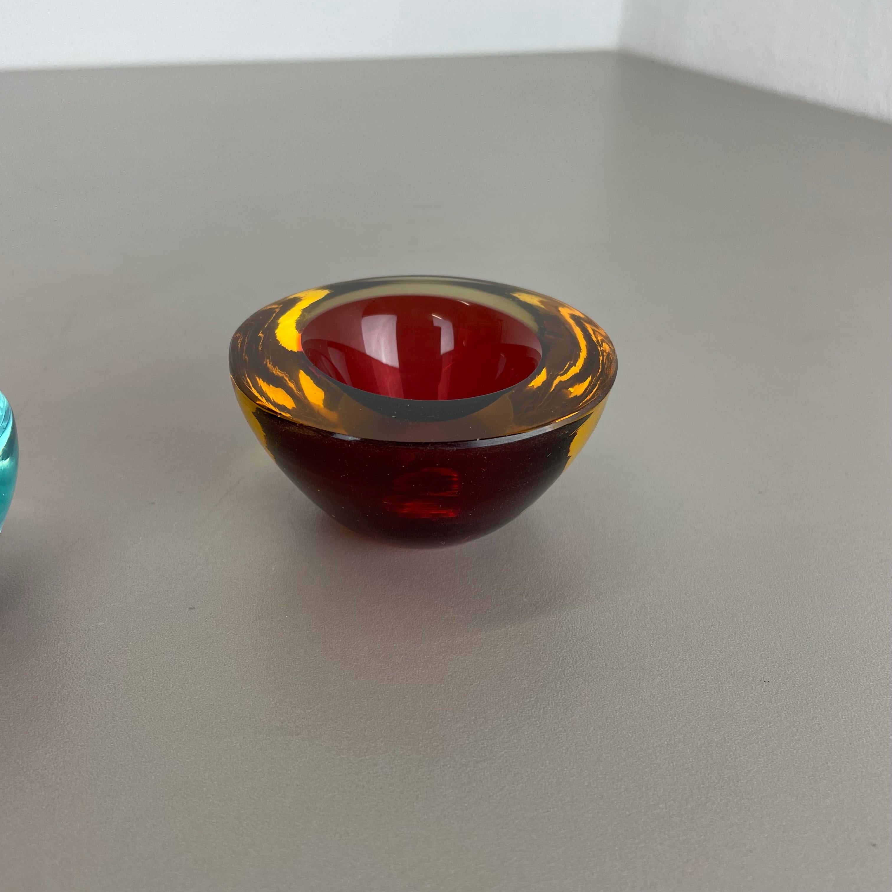 Set of 2 Murano Glass Sommerso Bowl Shells Ashtray Element, Italy, 1970s 4