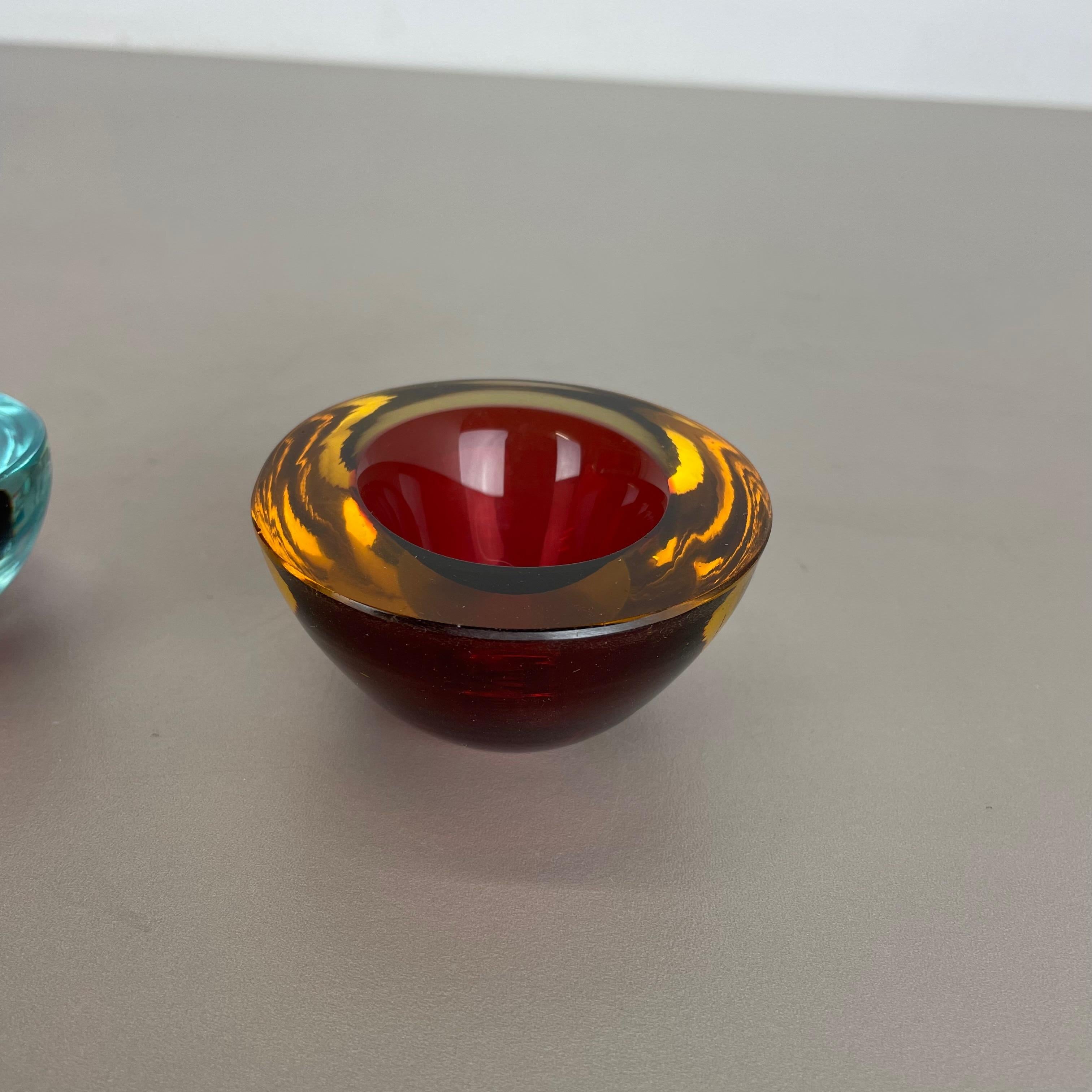 Set of 2 Murano Glass Sommerso Bowl Shells Ashtray Element, Italy, 1970s 5