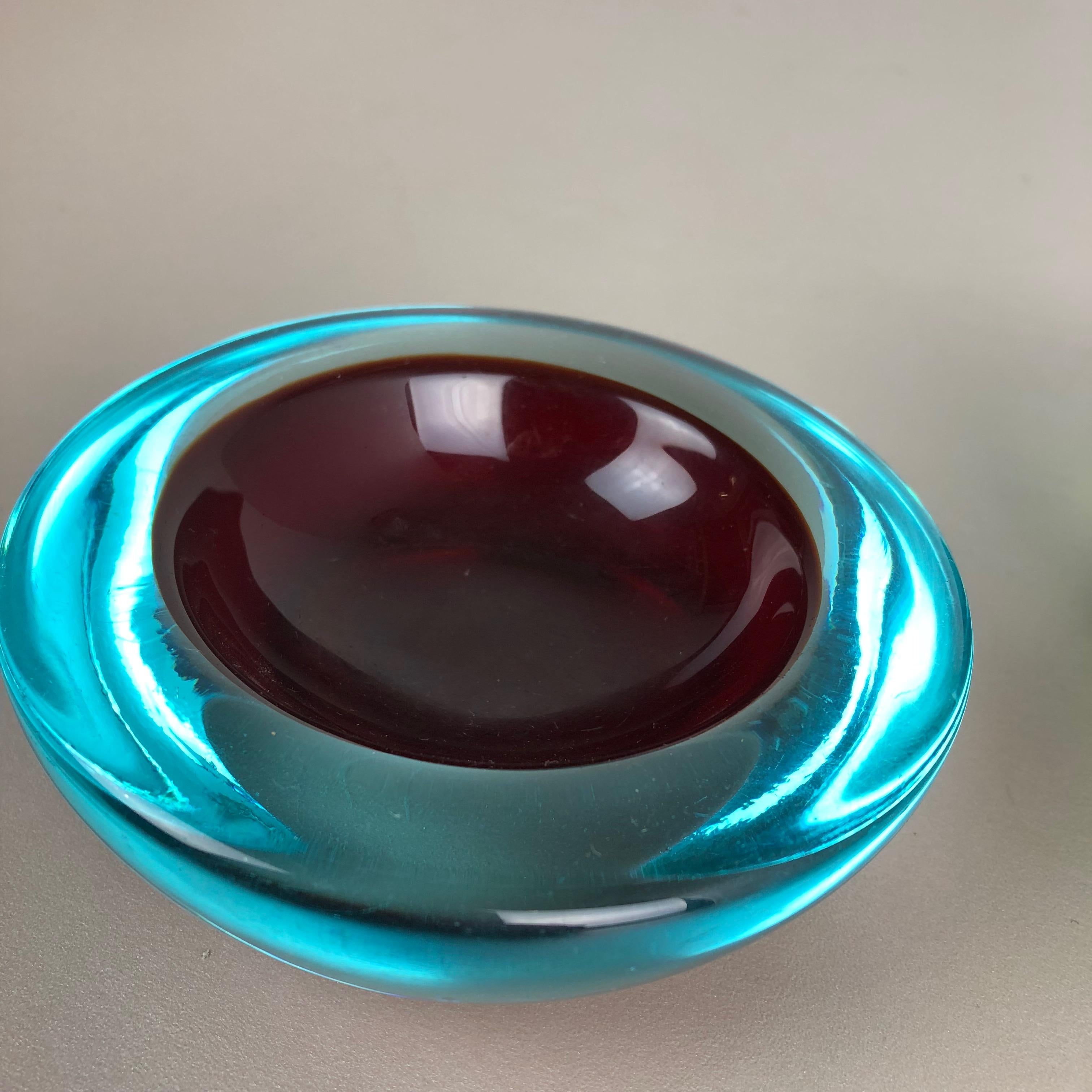 Set of 2 Murano Glass Sommerso Bowl Shells Ashtray Element, Italy, 1970s For Sale 1